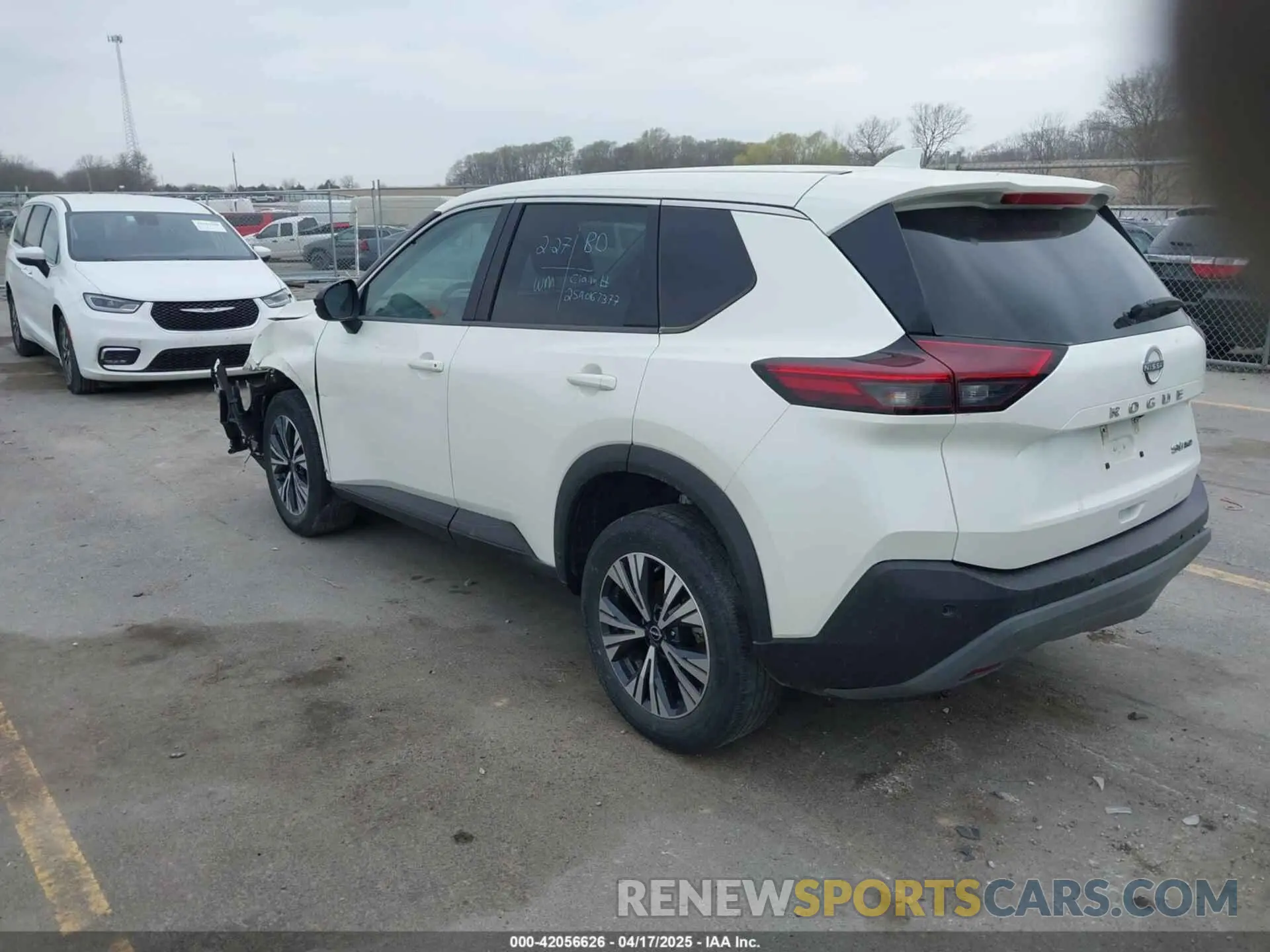 3 Photograph of a damaged car 5N1BT3BB9PC897677 NISSAN ROGUE 2023