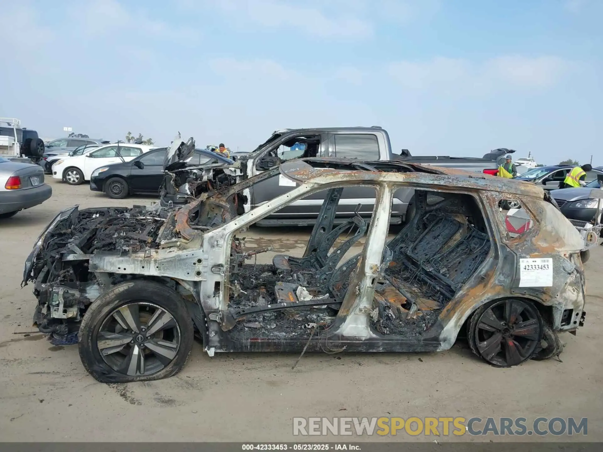 13 Photograph of a damaged car 5N1BT3CA3PC678235 NISSAN ROGUE 2023