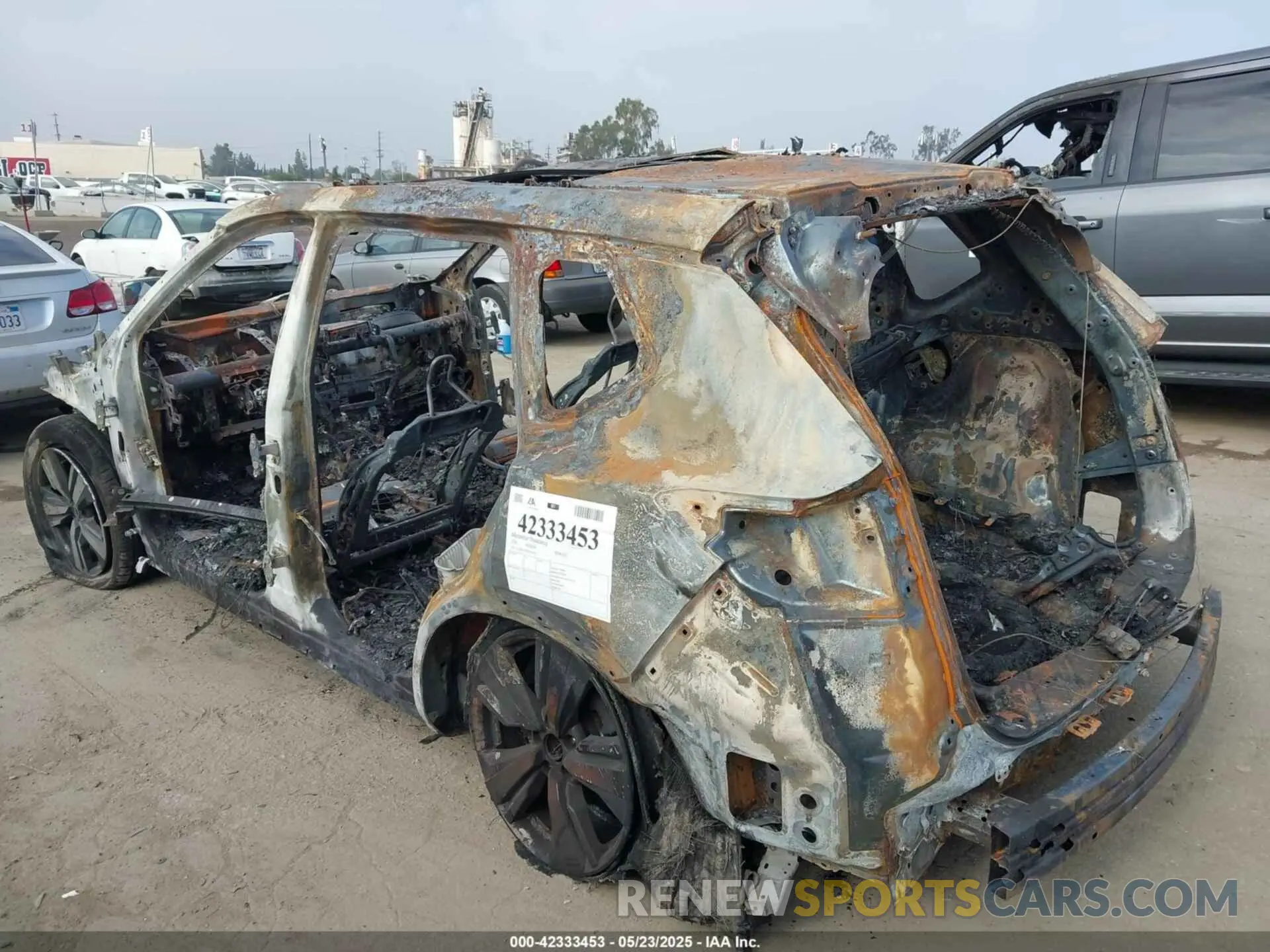 3 Photograph of a damaged car 5N1BT3CA3PC678235 NISSAN ROGUE 2023