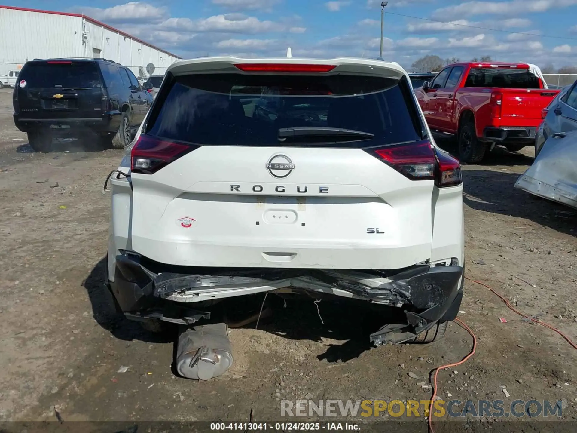 17 Photograph of a damaged car 5N1BT3CA5PC751573 NISSAN ROGUE 2023