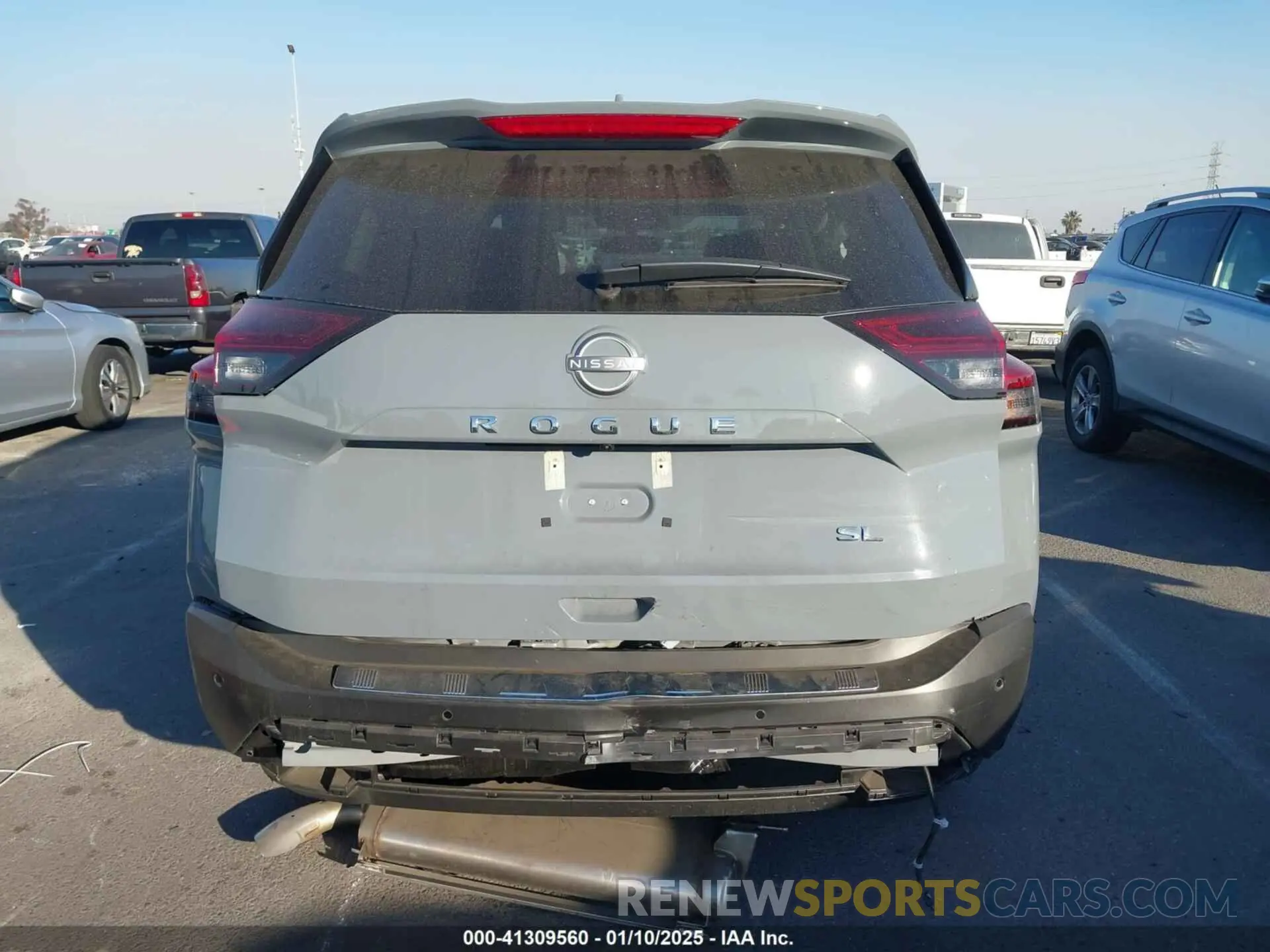 17 Photograph of a damaged car 5N1BT3CA8PC913230 NISSAN ROGUE 2023