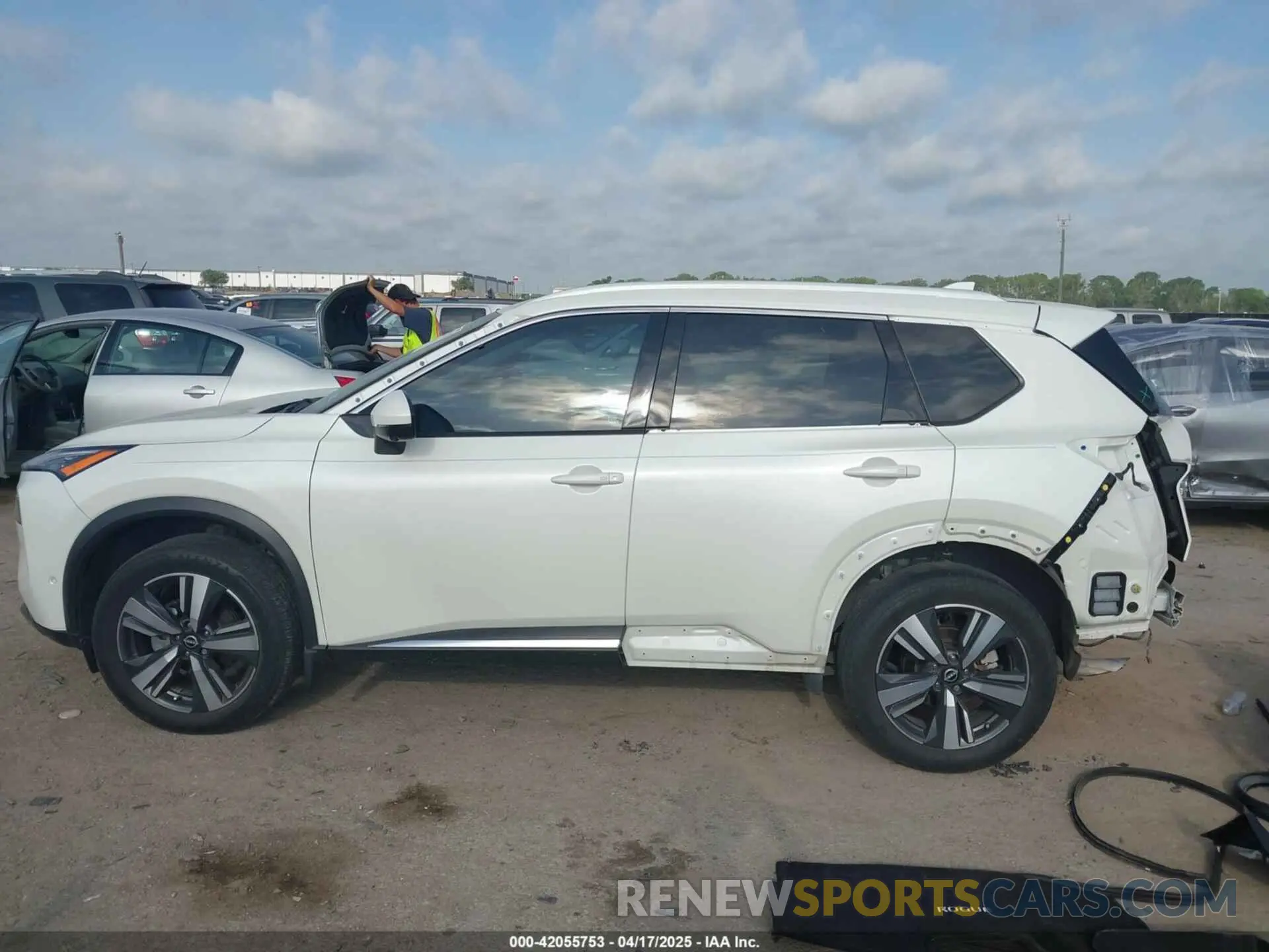 15 Photograph of a damaged car 5N1BT3CA9PC739006 NISSAN ROGUE 2023