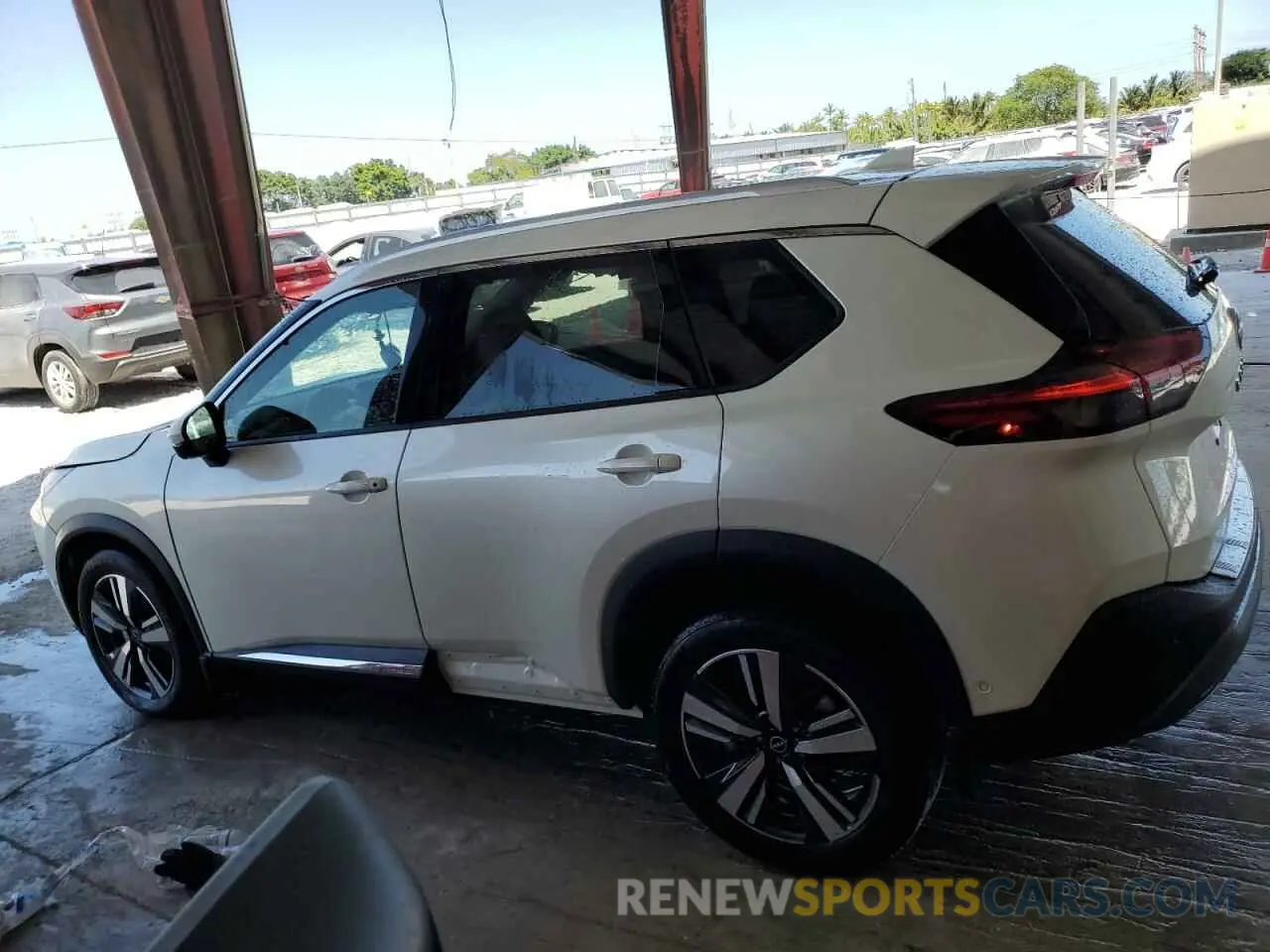 2 Photograph of a damaged car 5N1BT3CA9PC933325 NISSAN ROGUE 2023
