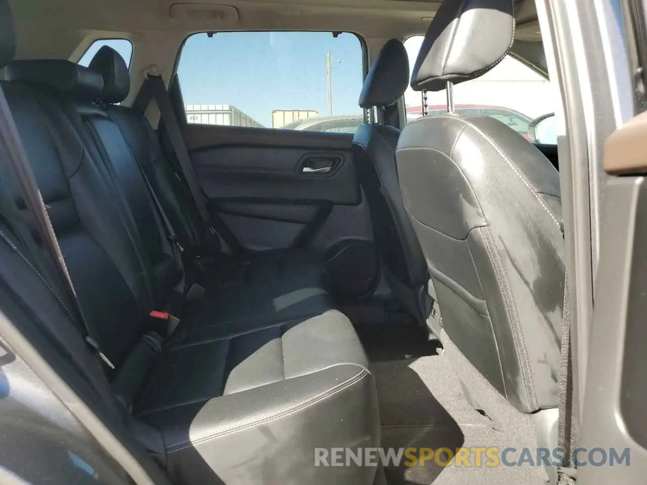 11 Photograph of a damaged car 5N1BT3CA9PC933745 NISSAN ROGUE 2023