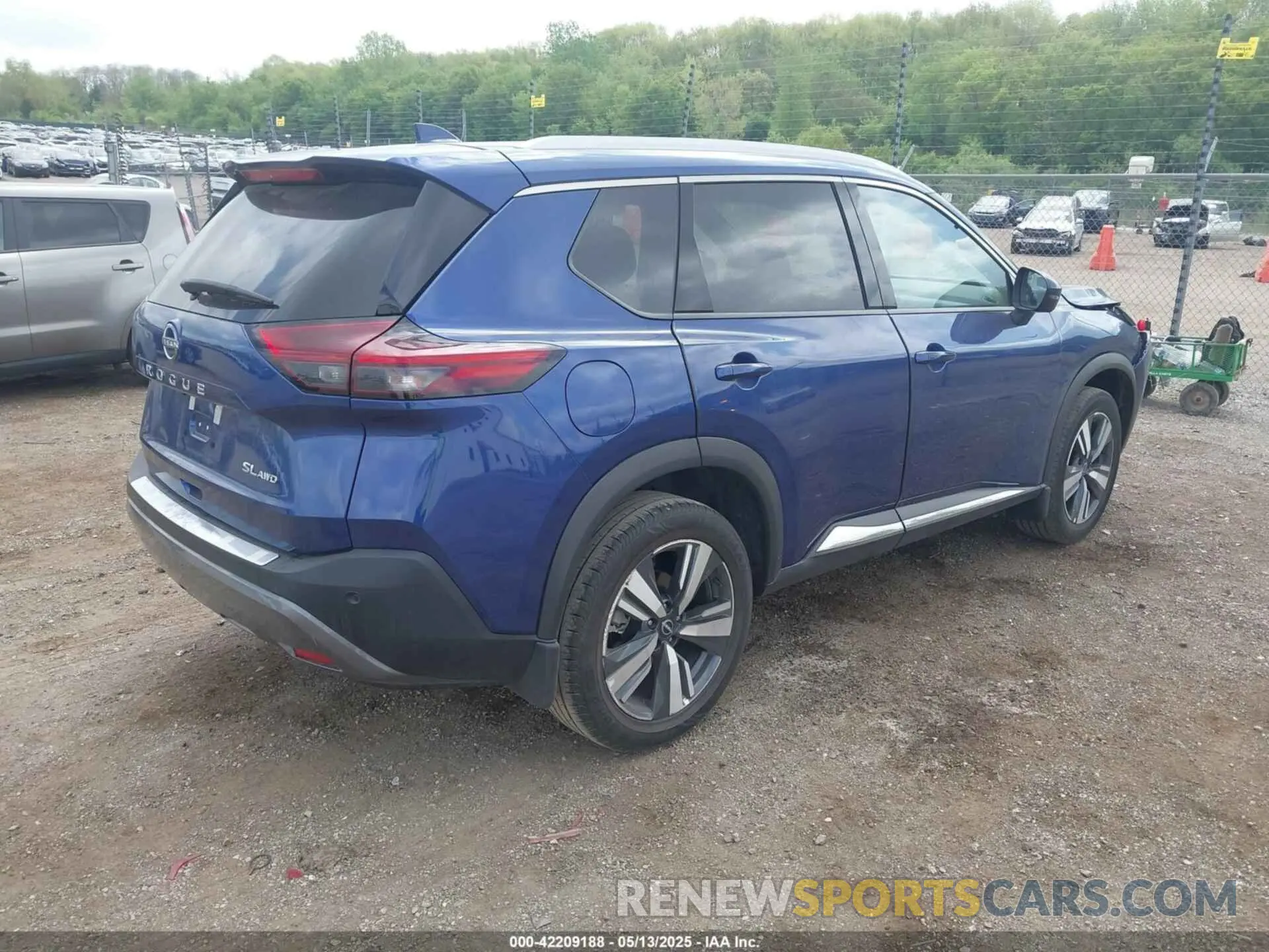4 Photograph of a damaged car 5N1BT3CB1PC916267 NISSAN ROGUE 2023
