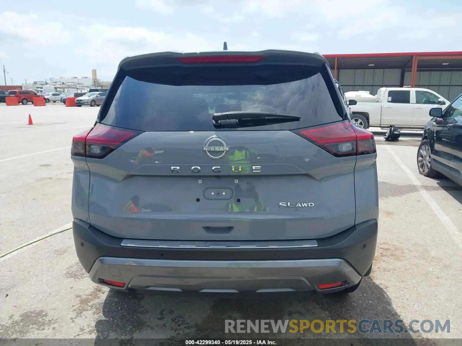 16 Photograph of a damaged car 5N1BT3CB3PC753847 NISSAN ROGUE 2023