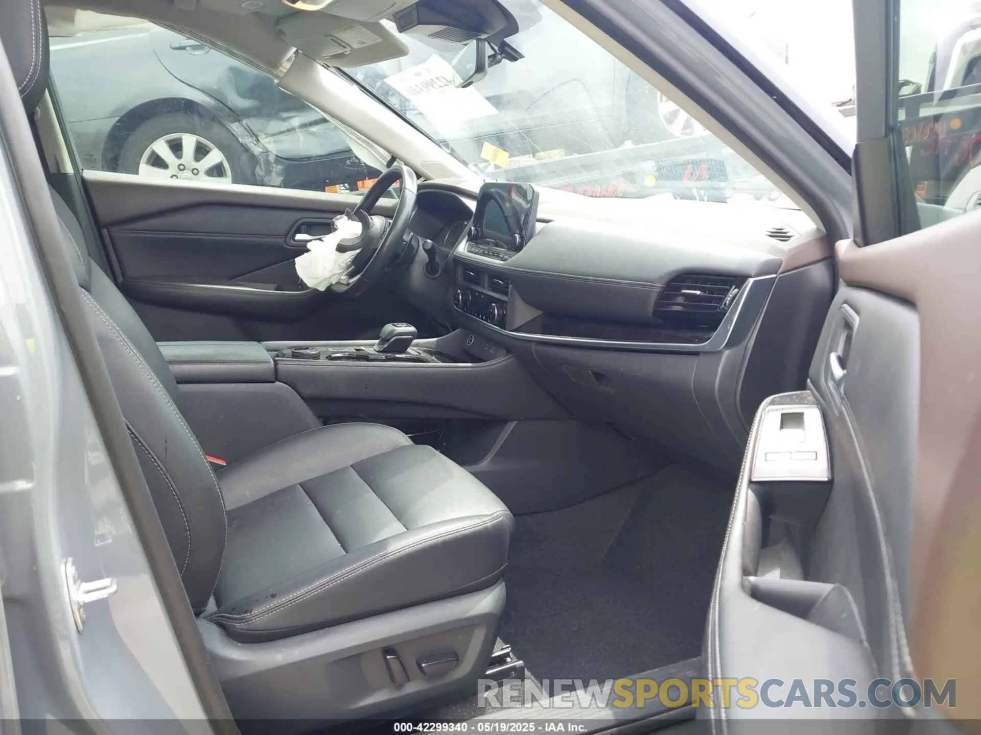 5 Photograph of a damaged car 5N1BT3CB3PC753847 NISSAN ROGUE 2023