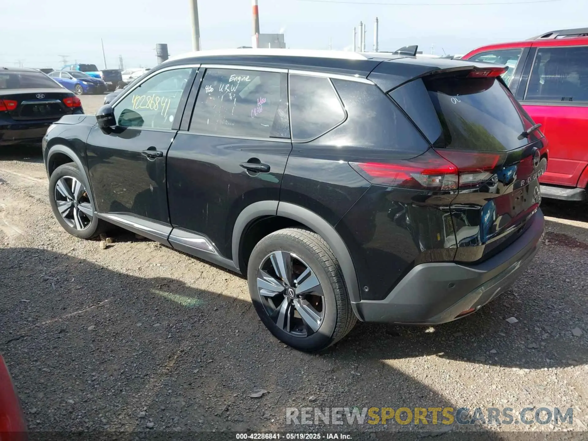 3 Photograph of a damaged car 5N1BT3CB5PC791774 NISSAN ROGUE 2023