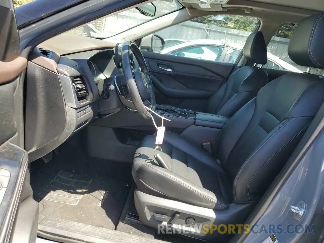 7 Photograph of a damaged car 5N1BT3CB6PC789287 NISSAN ROGUE 2023