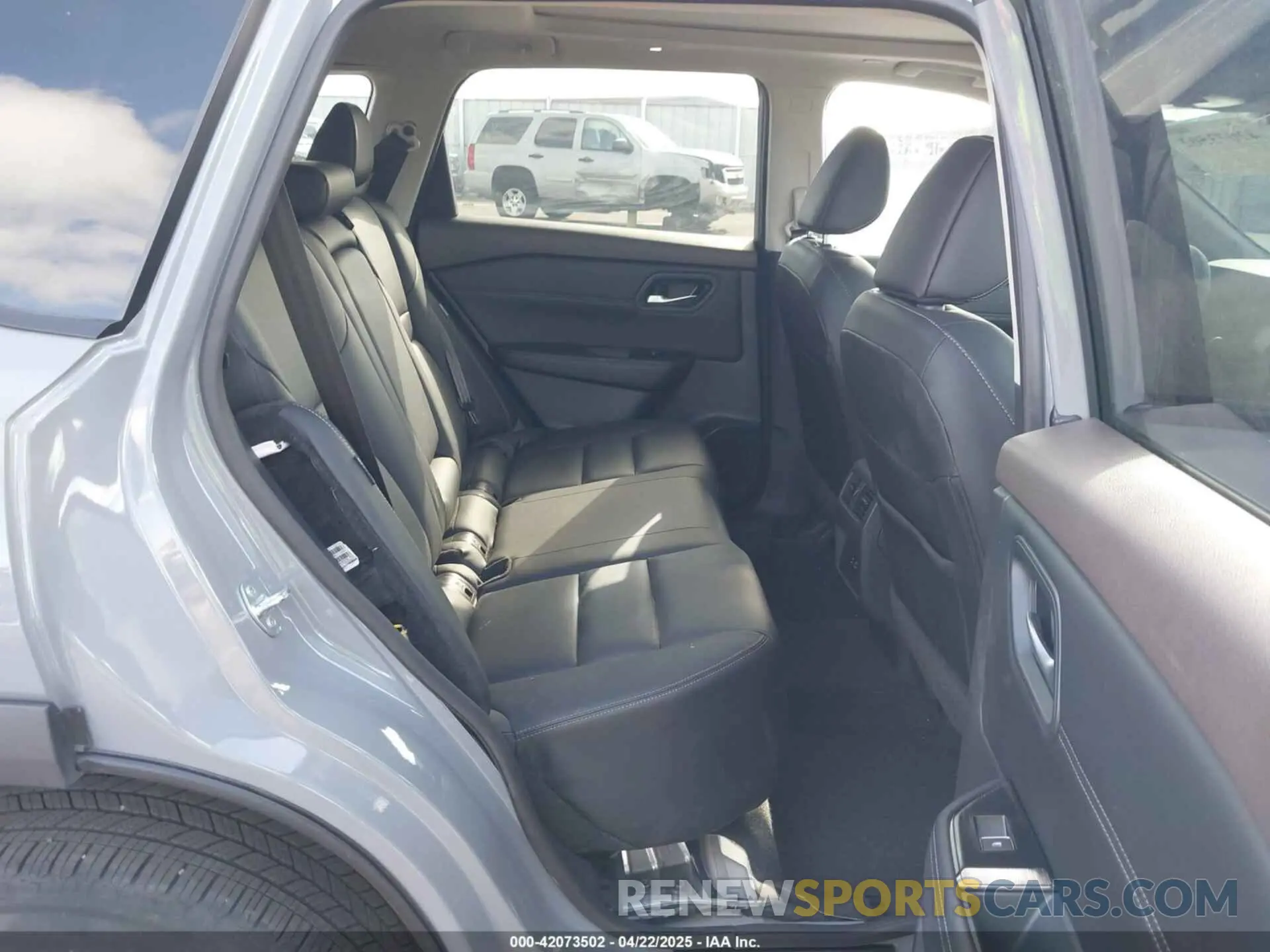 8 Фотография поврежденного автомобиля 5N1BT3CB6PC906074 NISSAN ROGUE 2023