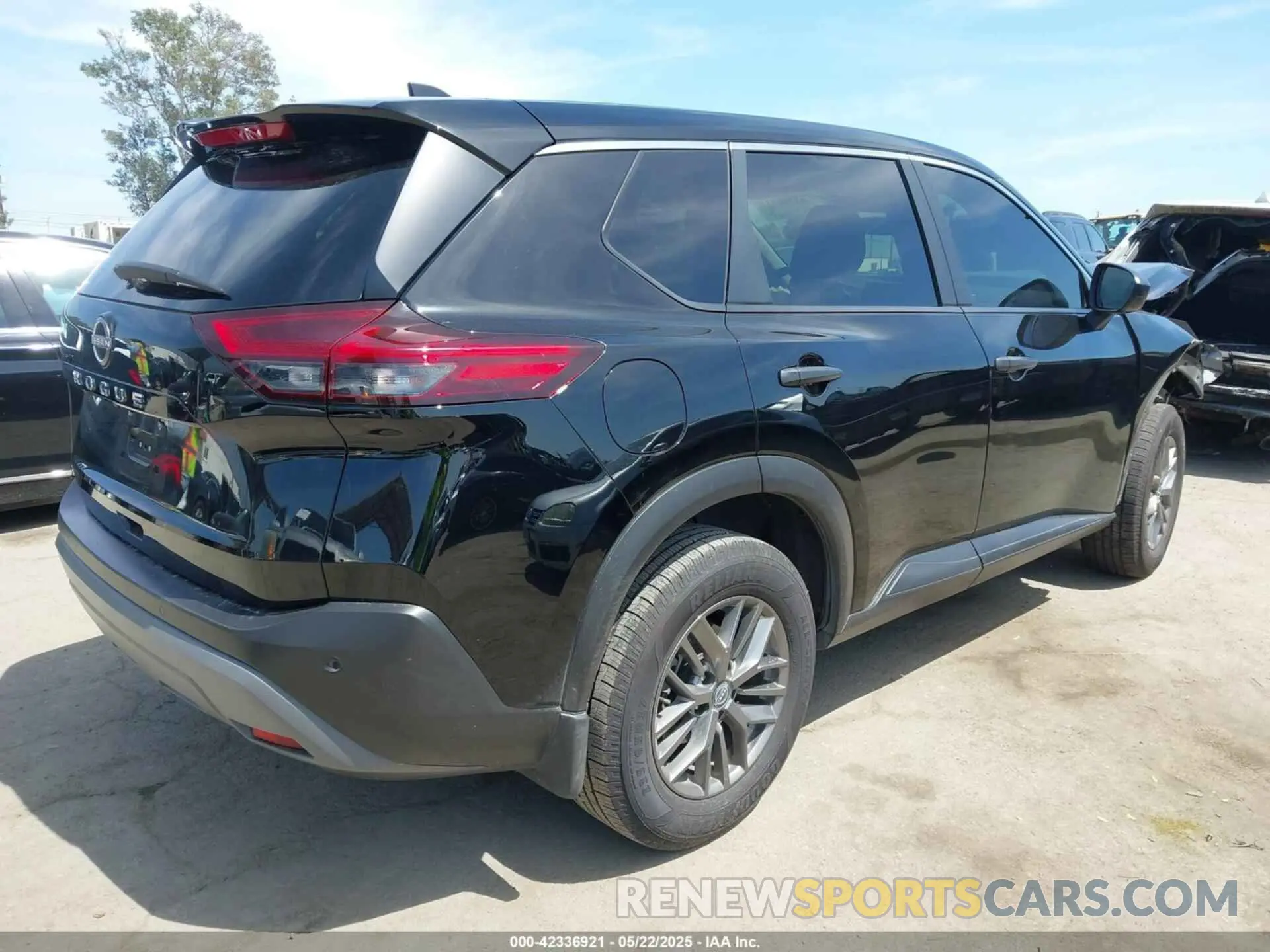 4 Photograph of a damaged car JN8BT3AA7PW409763 NISSAN ROGUE 2023