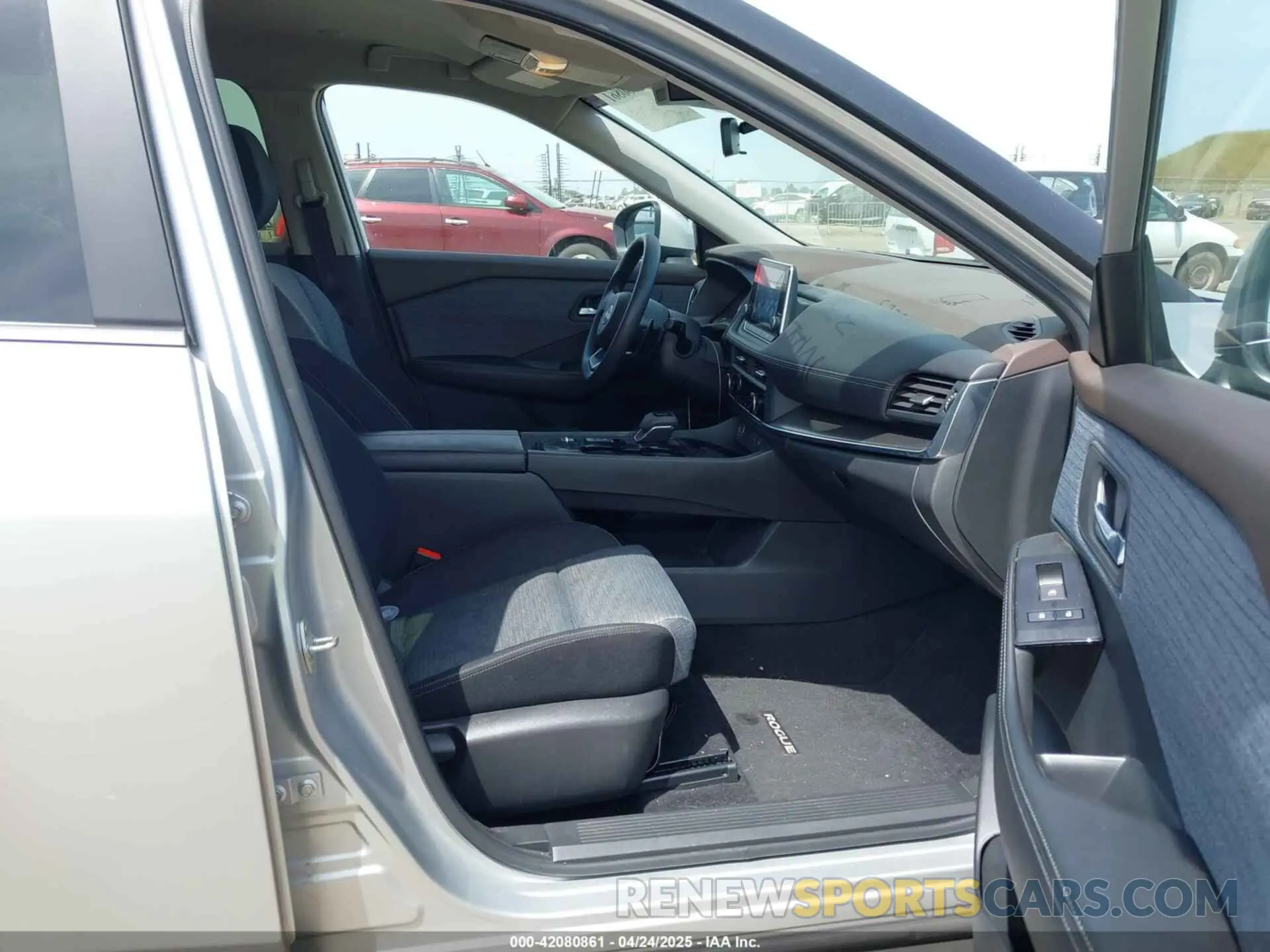 5 Фотография поврежденного автомобиля JN8BT3BA5PW426298 NISSAN ROGUE 2023