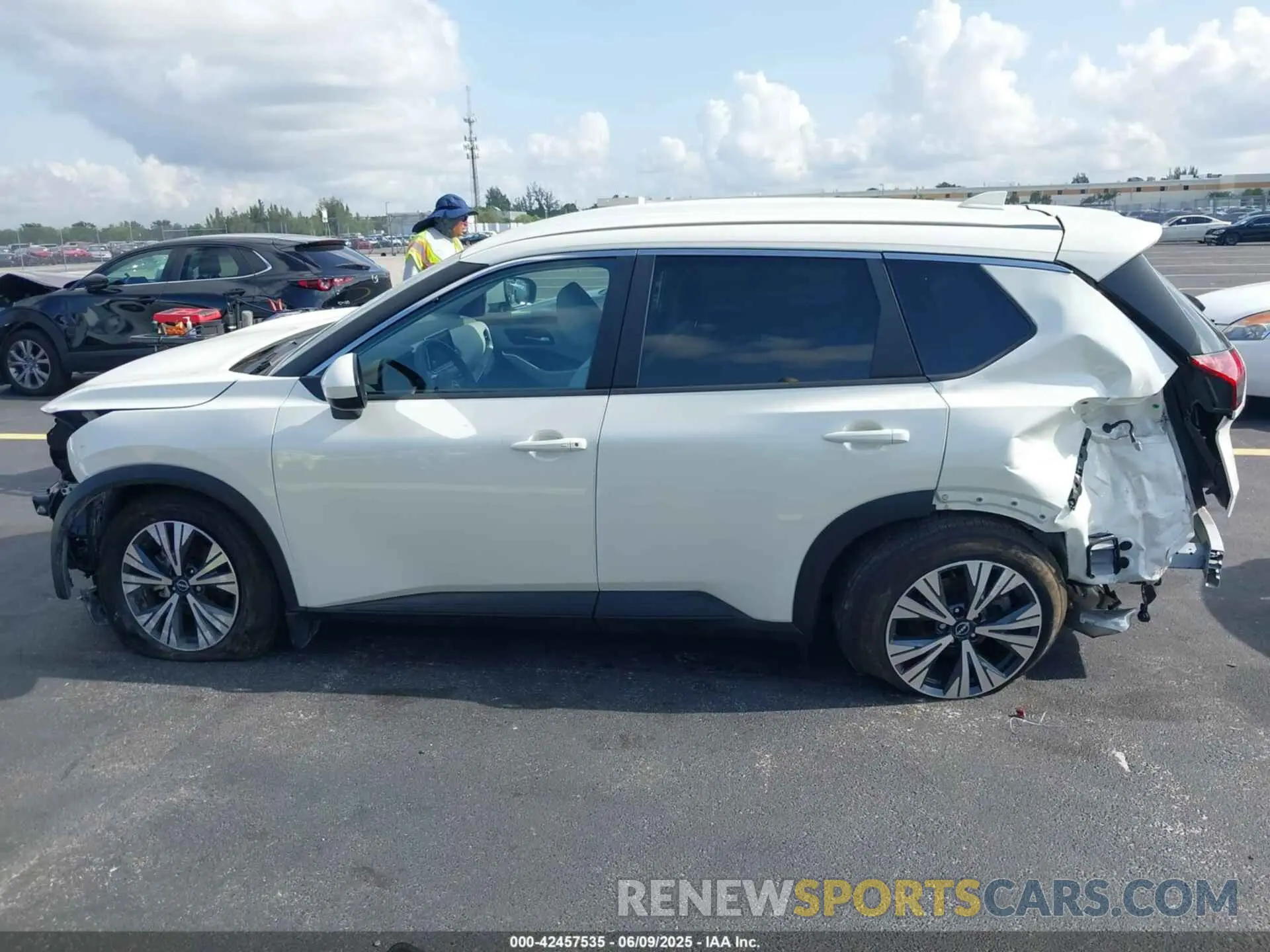 15 Photograph of a damaged car JN8BT3BA7PW428389 NISSAN ROGUE 2023