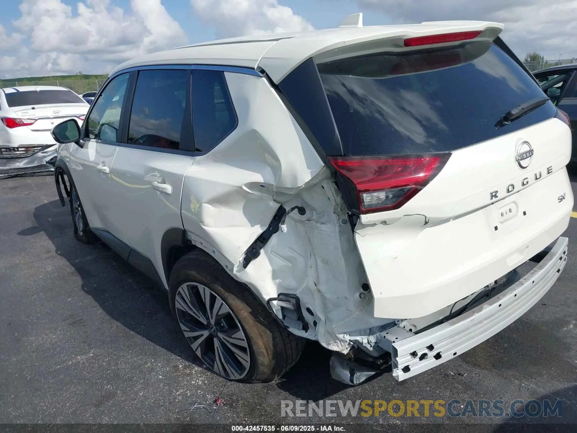 6 Photograph of a damaged car JN8BT3BA7PW428389 NISSAN ROGUE 2023