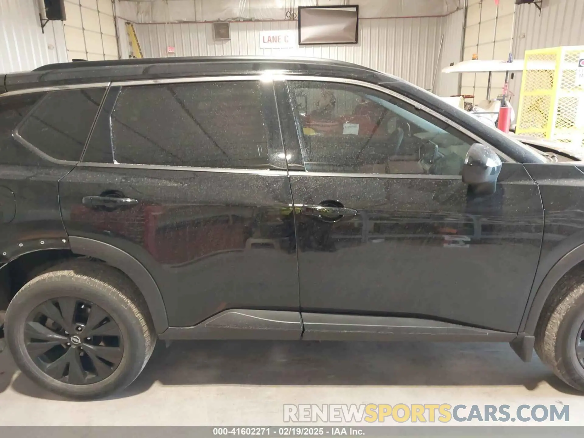 13 Photograph of a damaged car JN8BT3BA8PW011122 NISSAN ROGUE 2023