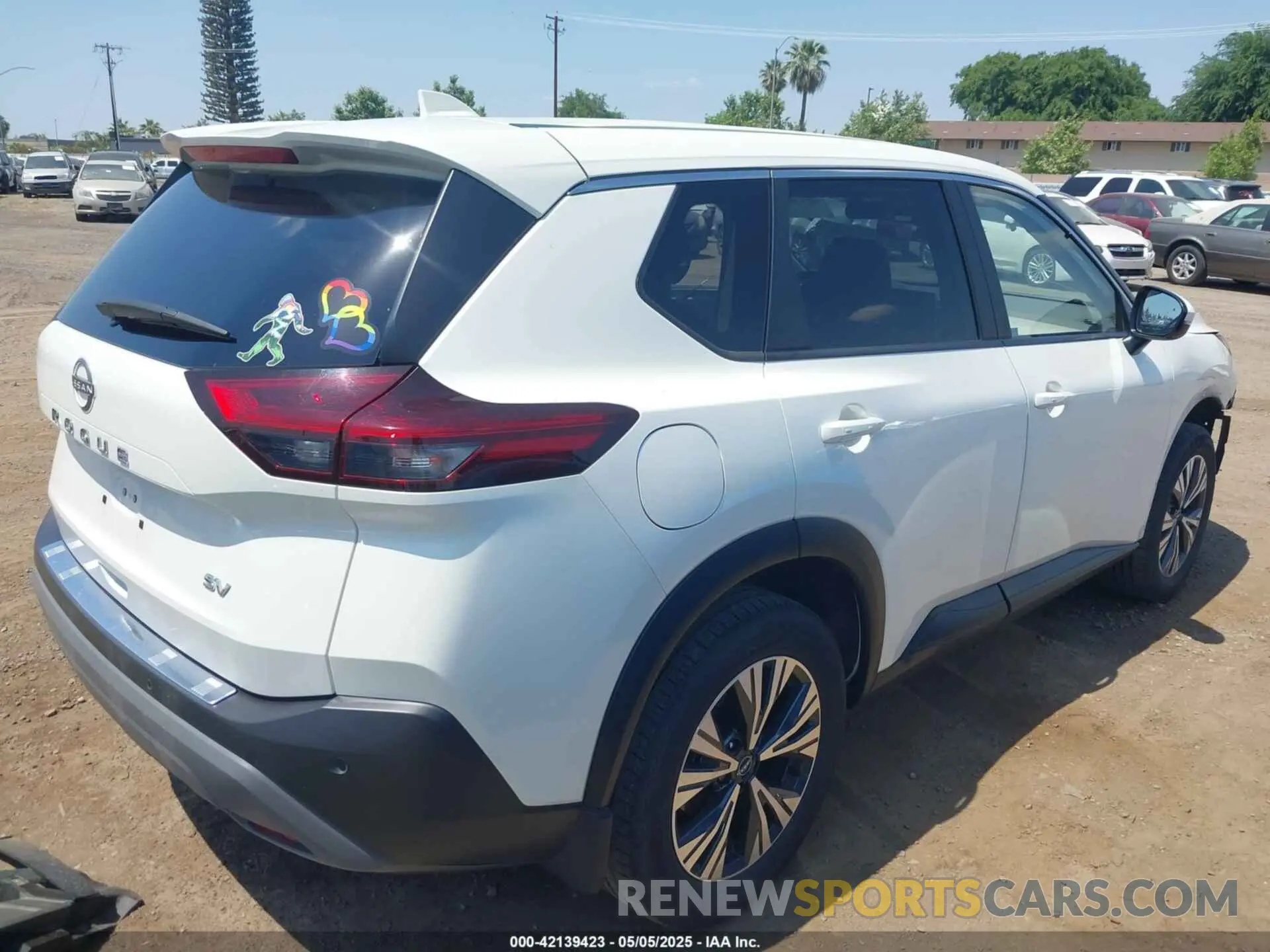 4 Photograph of a damaged car JN8BT3BA8PW408605 NISSAN ROGUE 2023
