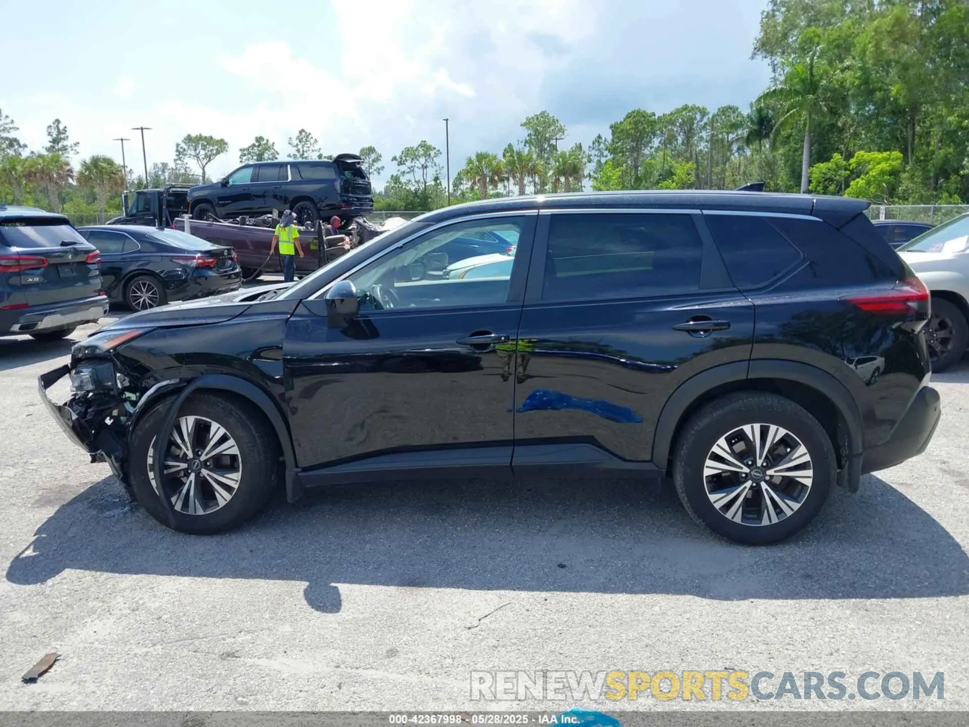 14 Photograph of a damaged car JN8BT3BA8PW430345 NISSAN ROGUE 2023