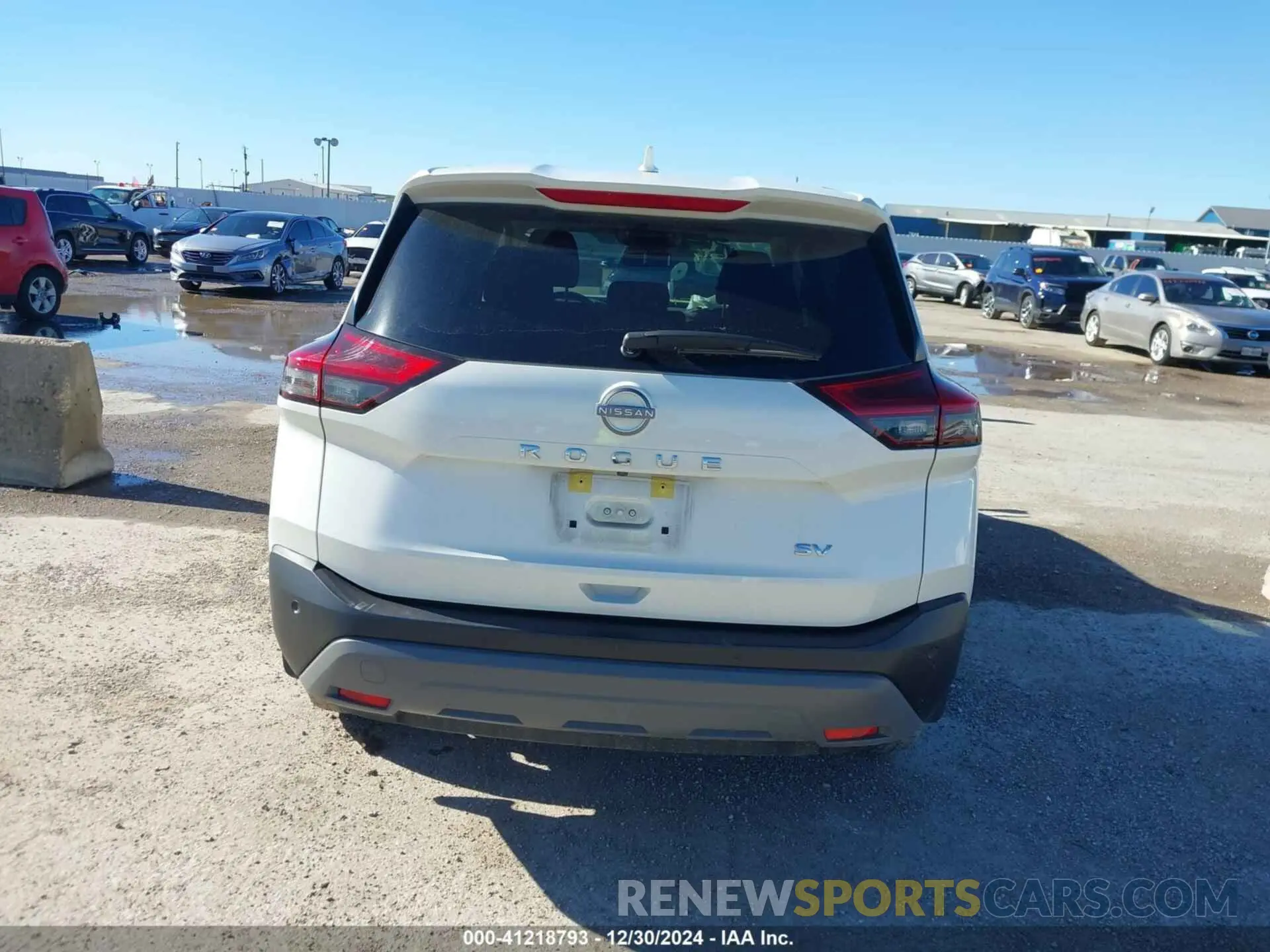 17 Photograph of a damaged car JN8BT3BA9PW405969 NISSAN ROGUE 2023