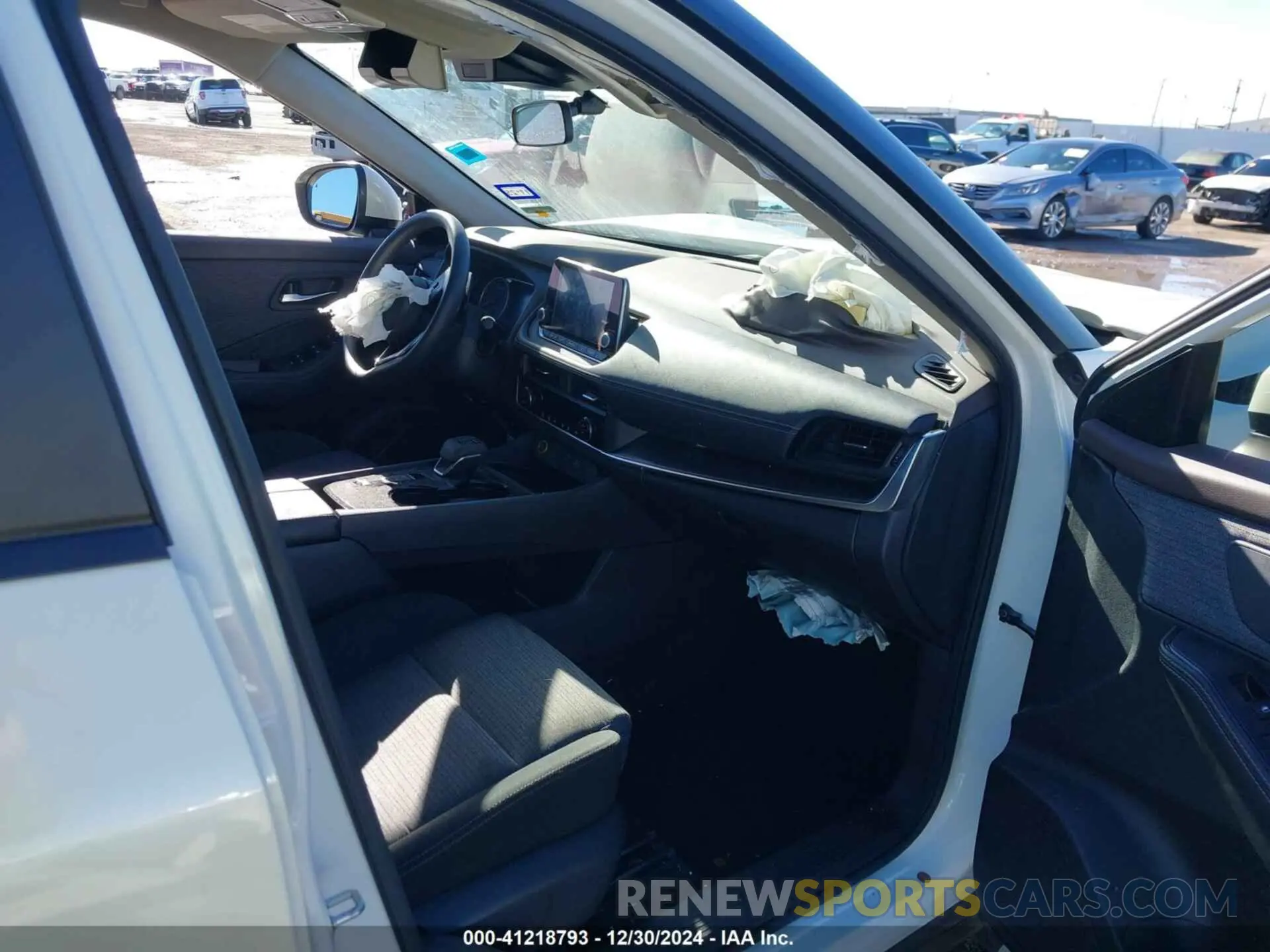 5 Photograph of a damaged car JN8BT3BA9PW405969 NISSAN ROGUE 2023