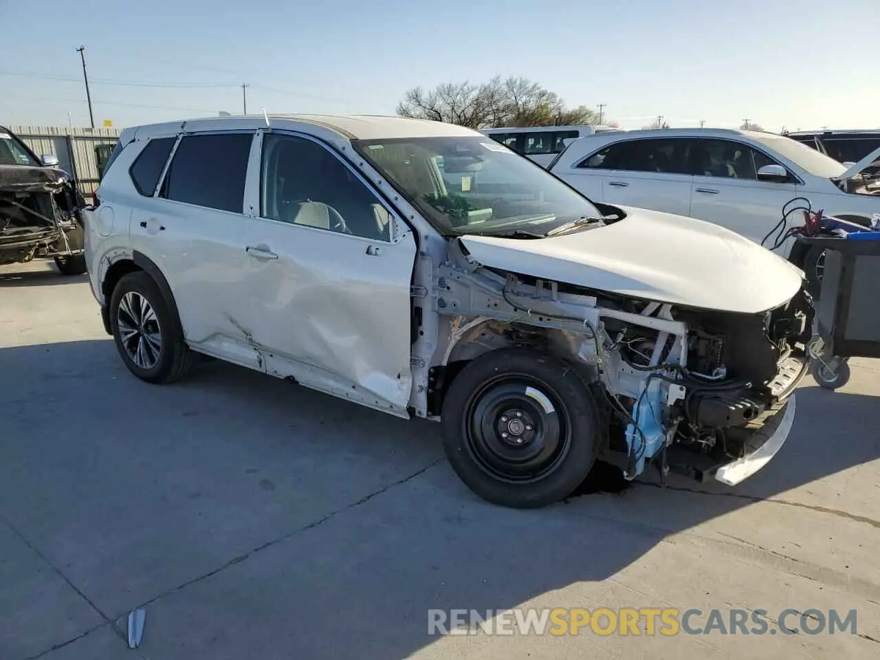 4 Фотография поврежденного автомобиля JN8BT3BAXPW411487 NISSAN ROGUE 2023