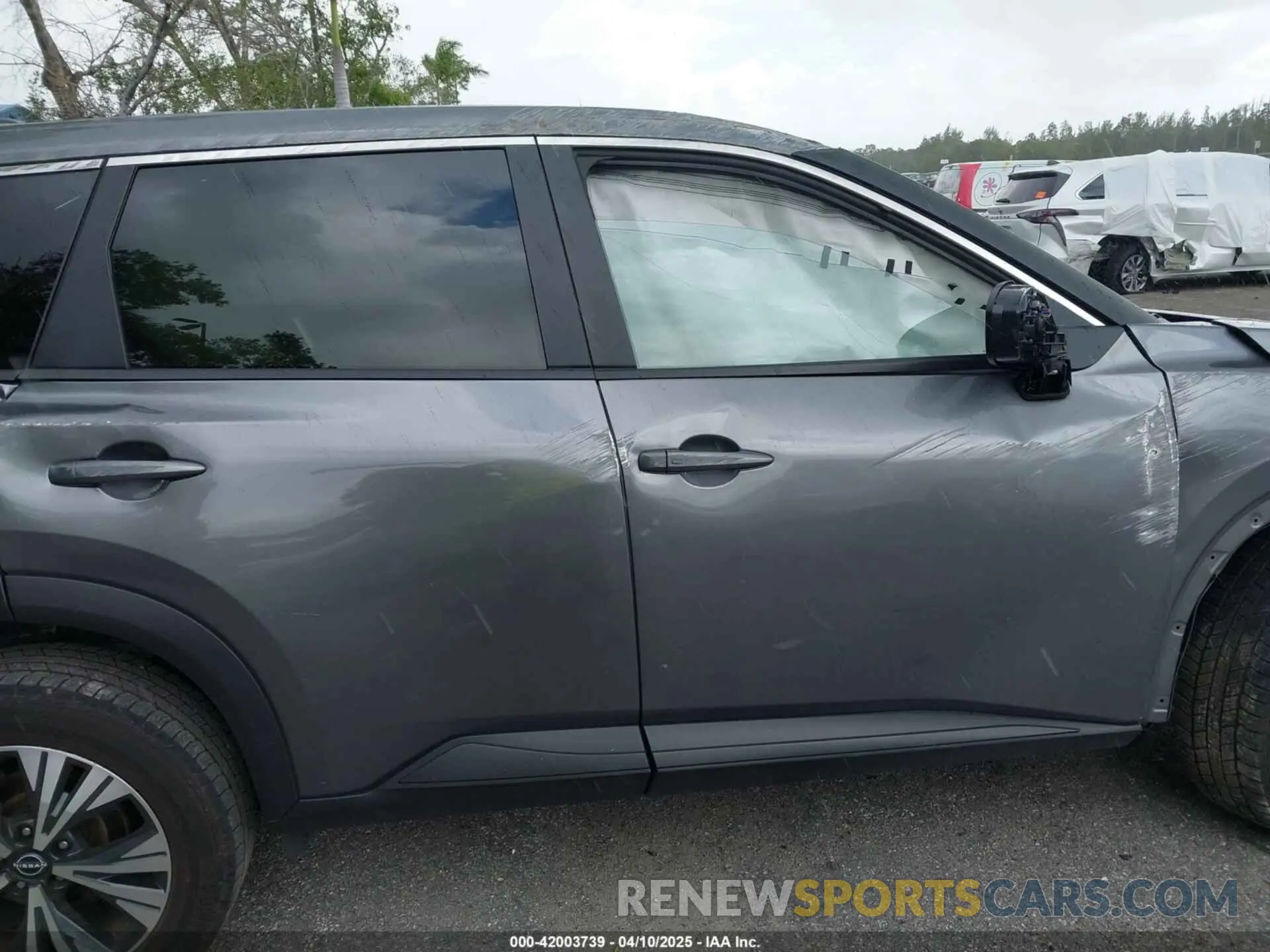 13 Фотография поврежденного автомобиля JN8BT3BAXPW424045 NISSAN ROGUE 2023