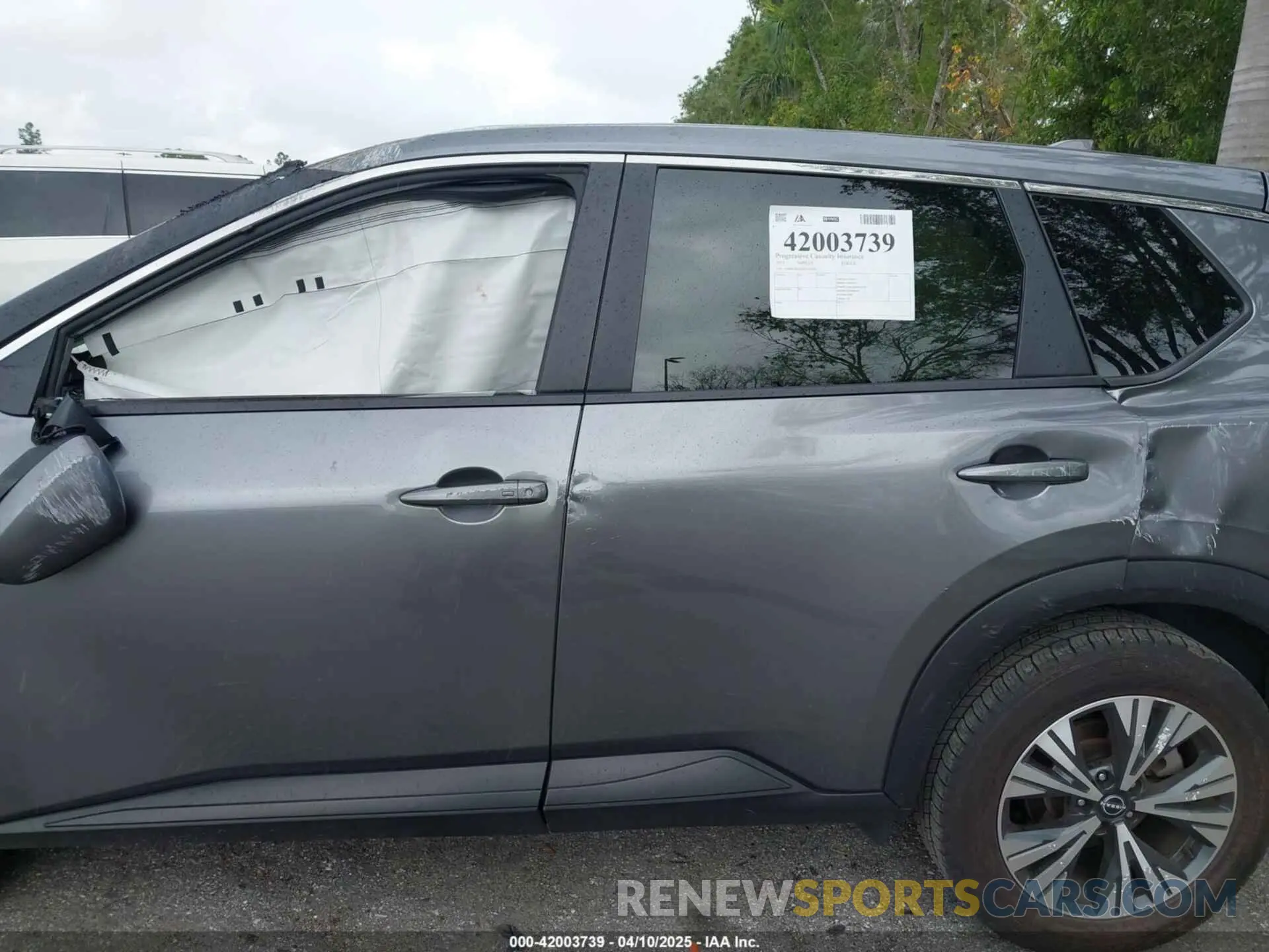 14 Фотография поврежденного автомобиля JN8BT3BAXPW424045 NISSAN ROGUE 2023