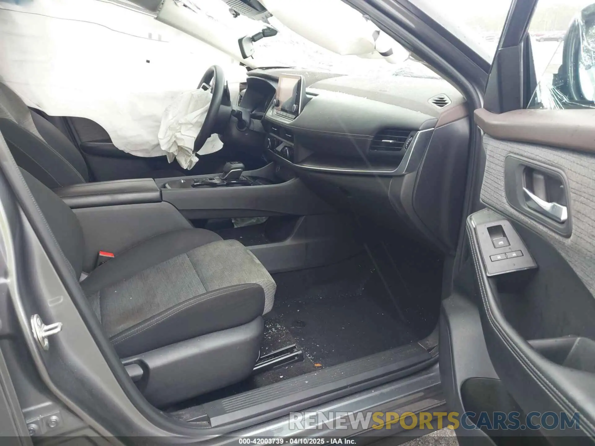 5 Фотография поврежденного автомобиля JN8BT3BAXPW424045 NISSAN ROGUE 2023