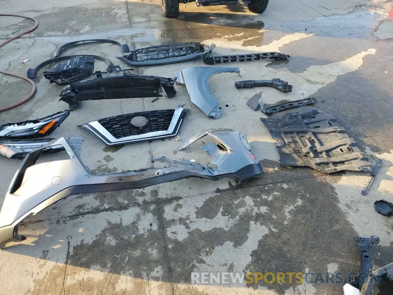 13 Фотография поврежденного автомобиля JN8BT3BAXPW427785 NISSAN ROGUE 2023