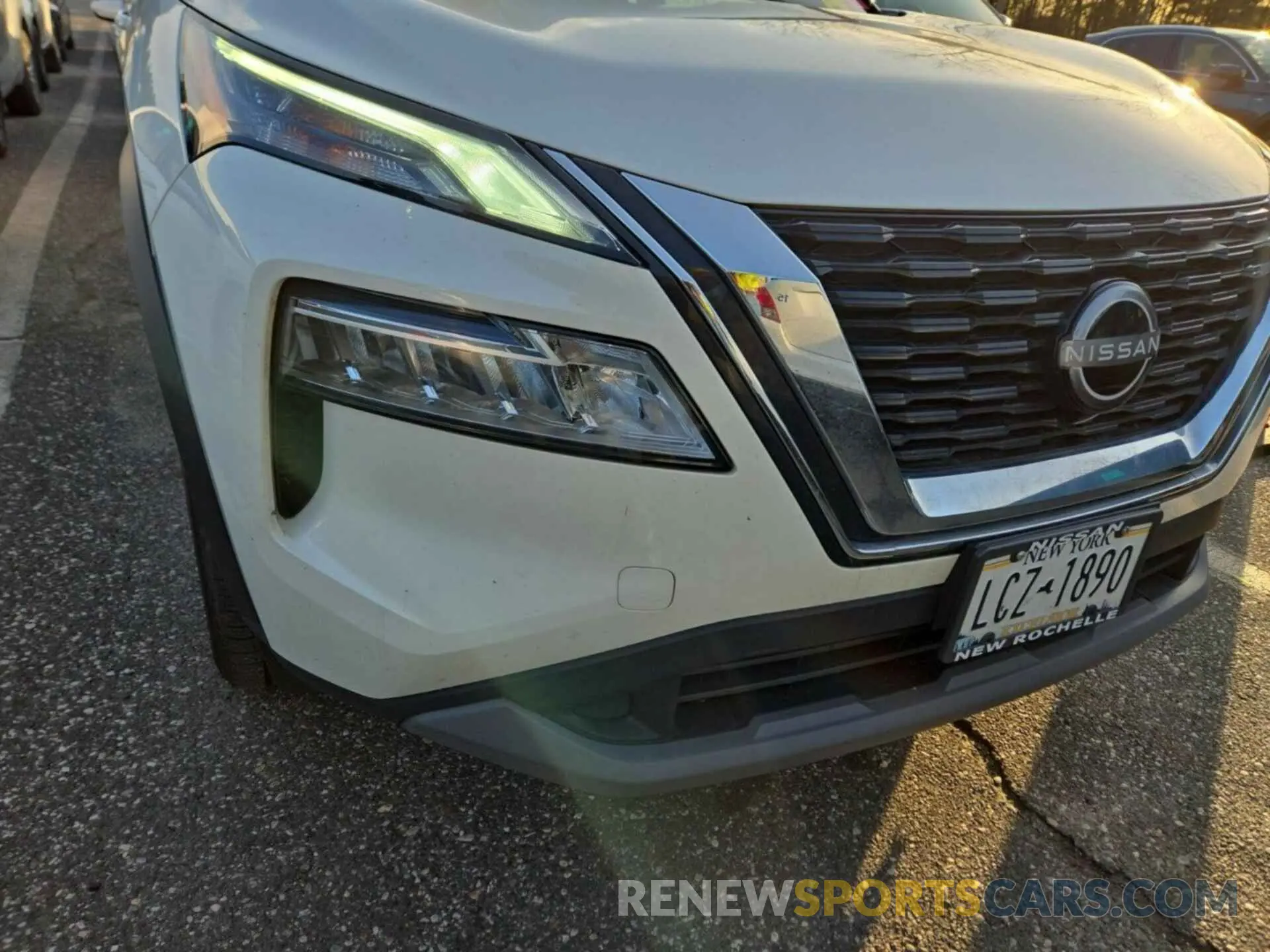 12 Photograph of a damaged car JN8BT3BB0PW472324 NISSAN ROGUE 2023