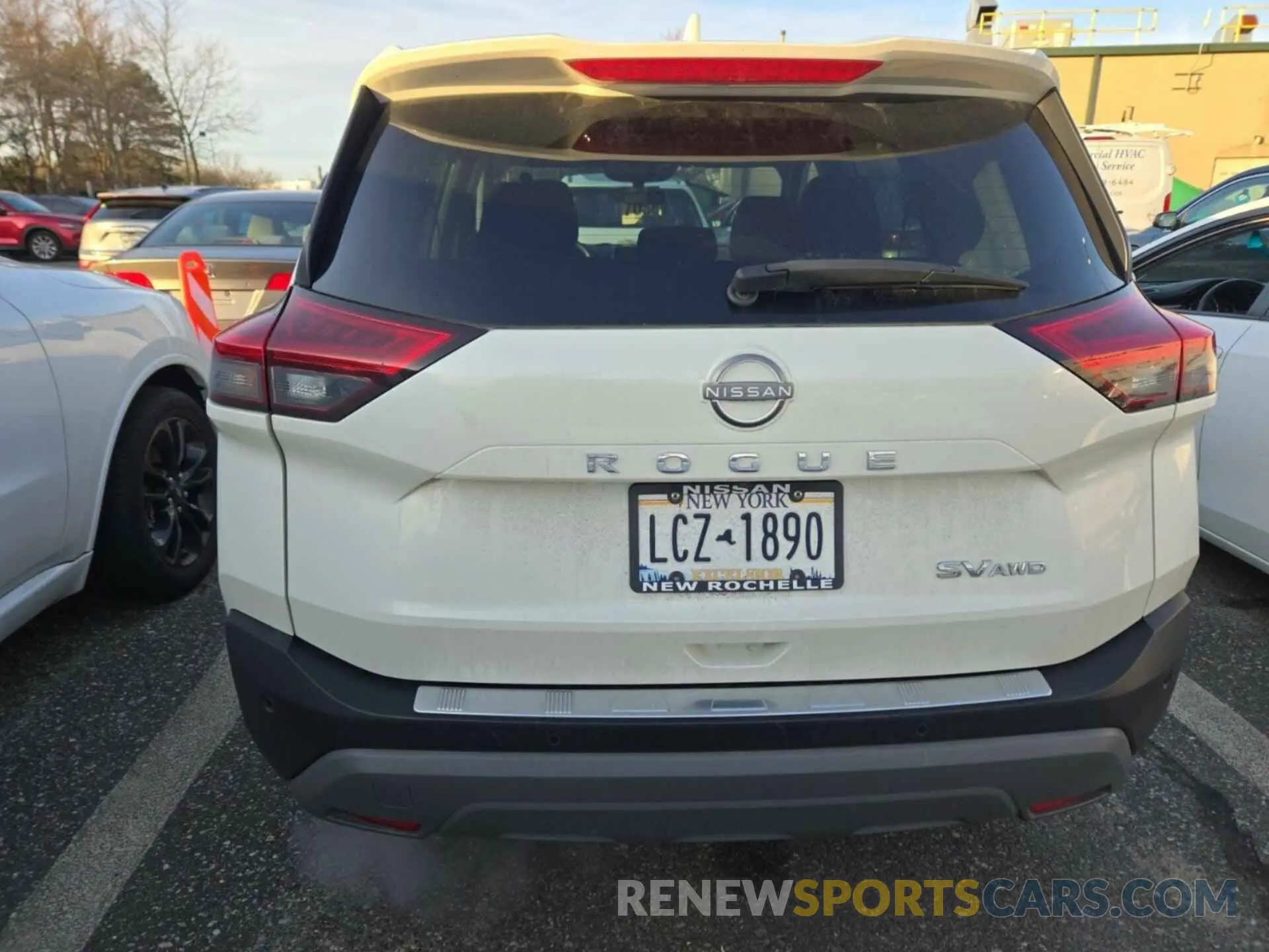 33 Photograph of a damaged car JN8BT3BB0PW472324 NISSAN ROGUE 2023