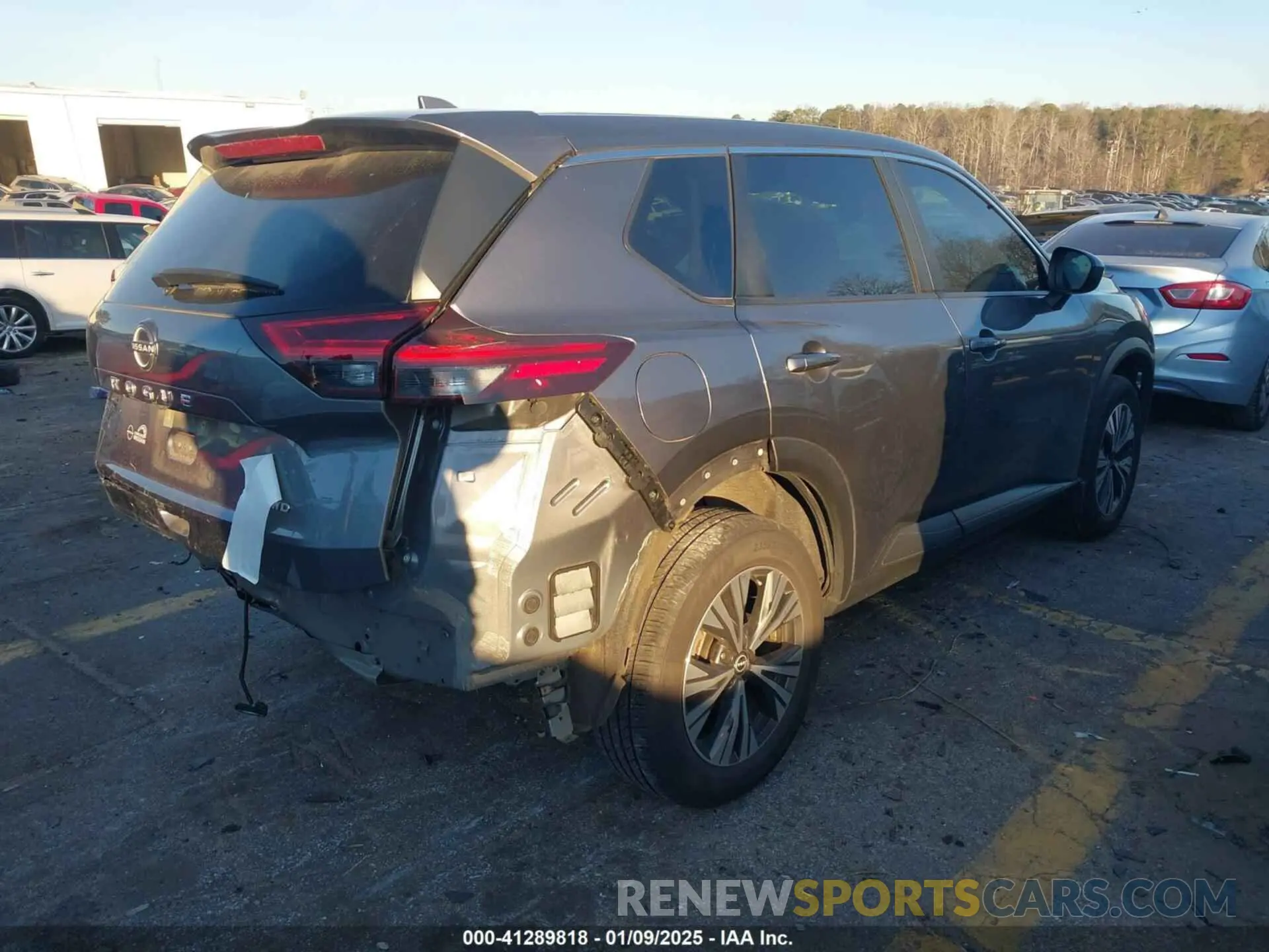 4 Photograph of a damaged car JN8BT3BB1PW472221 NISSAN ROGUE 2023