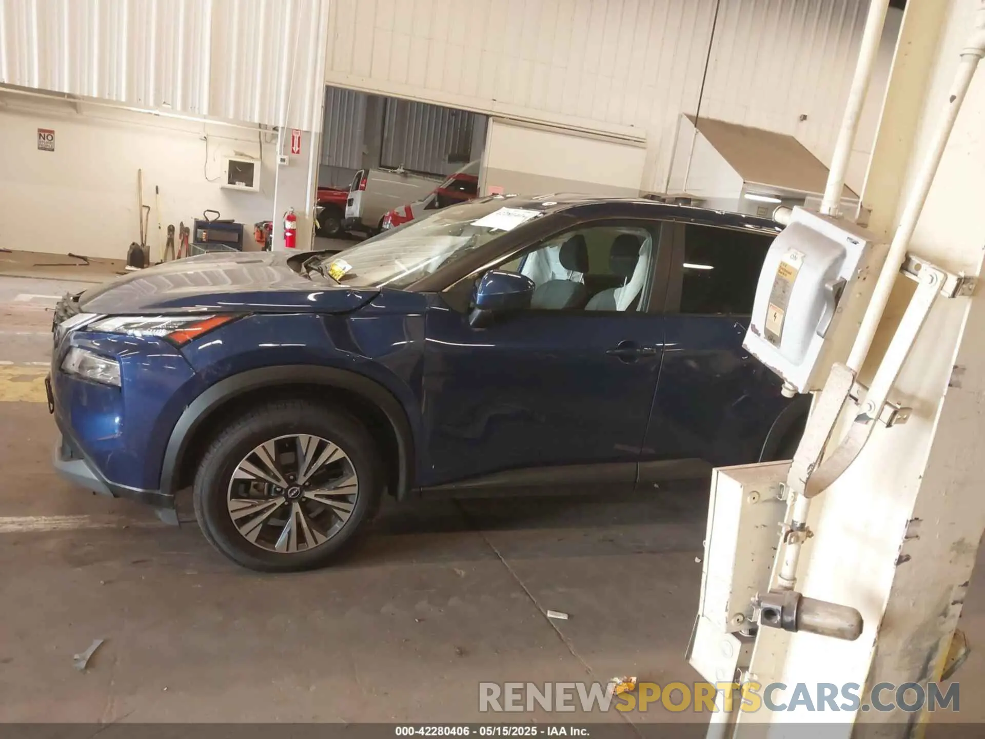 14 Photograph of a damaged car JN8BT3BB1PW483297 NISSAN ROGUE 2023