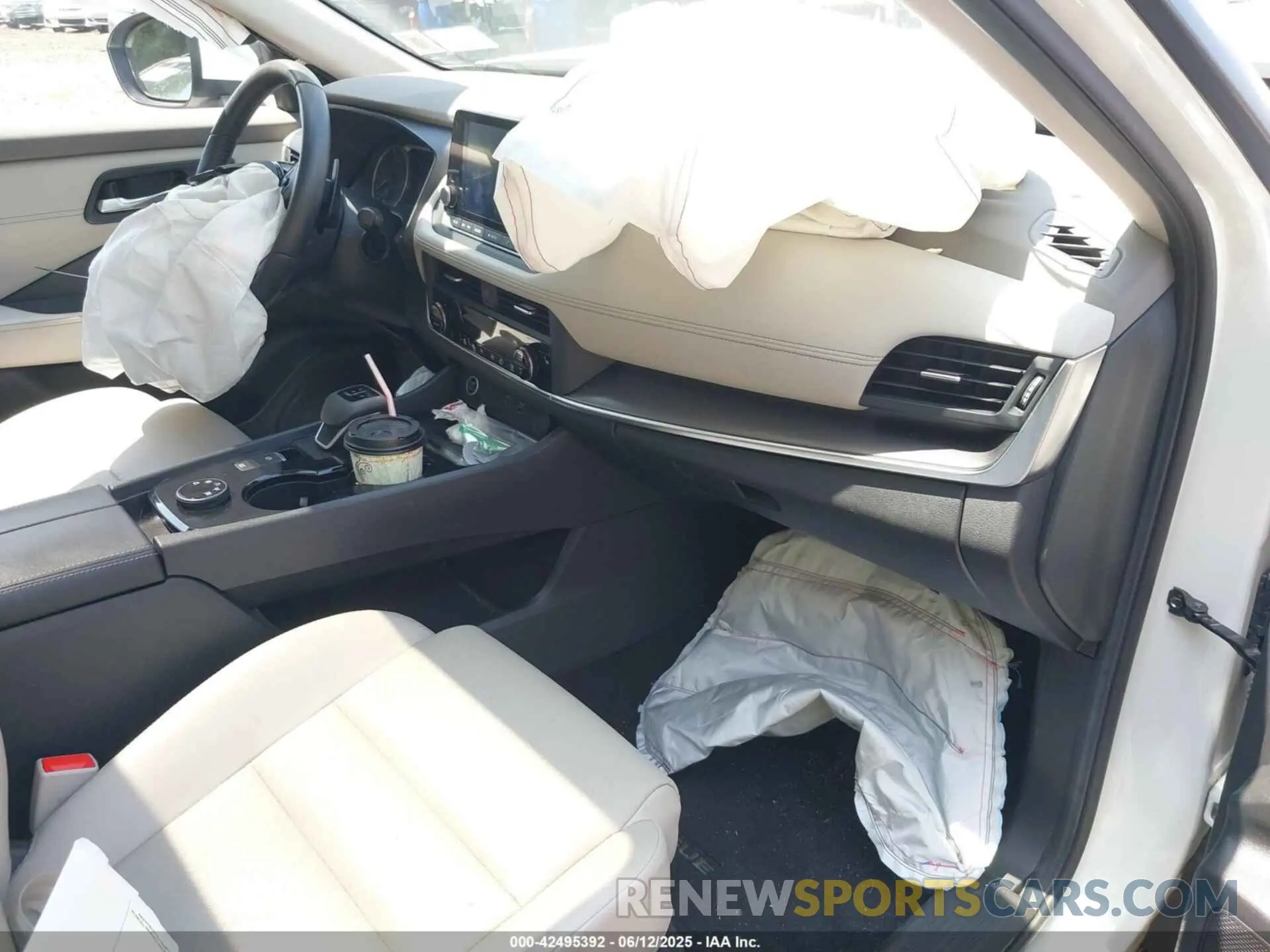 5 Photograph of a damaged car JN8BT3BB1PW492968 NISSAN ROGUE 2023