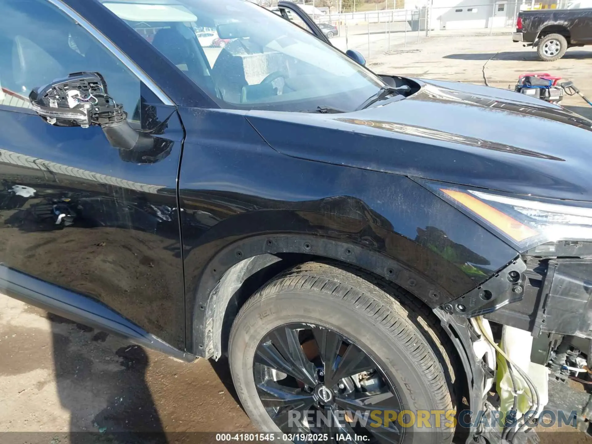 18 Photograph of a damaged car JN8BT3BB5PW183276 NISSAN ROGUE 2023