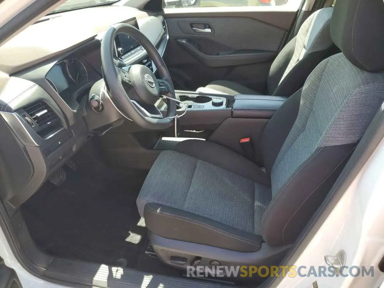 7 Photograph of a damaged car JN8BT3BB7PW472112 NISSAN ROGUE 2023