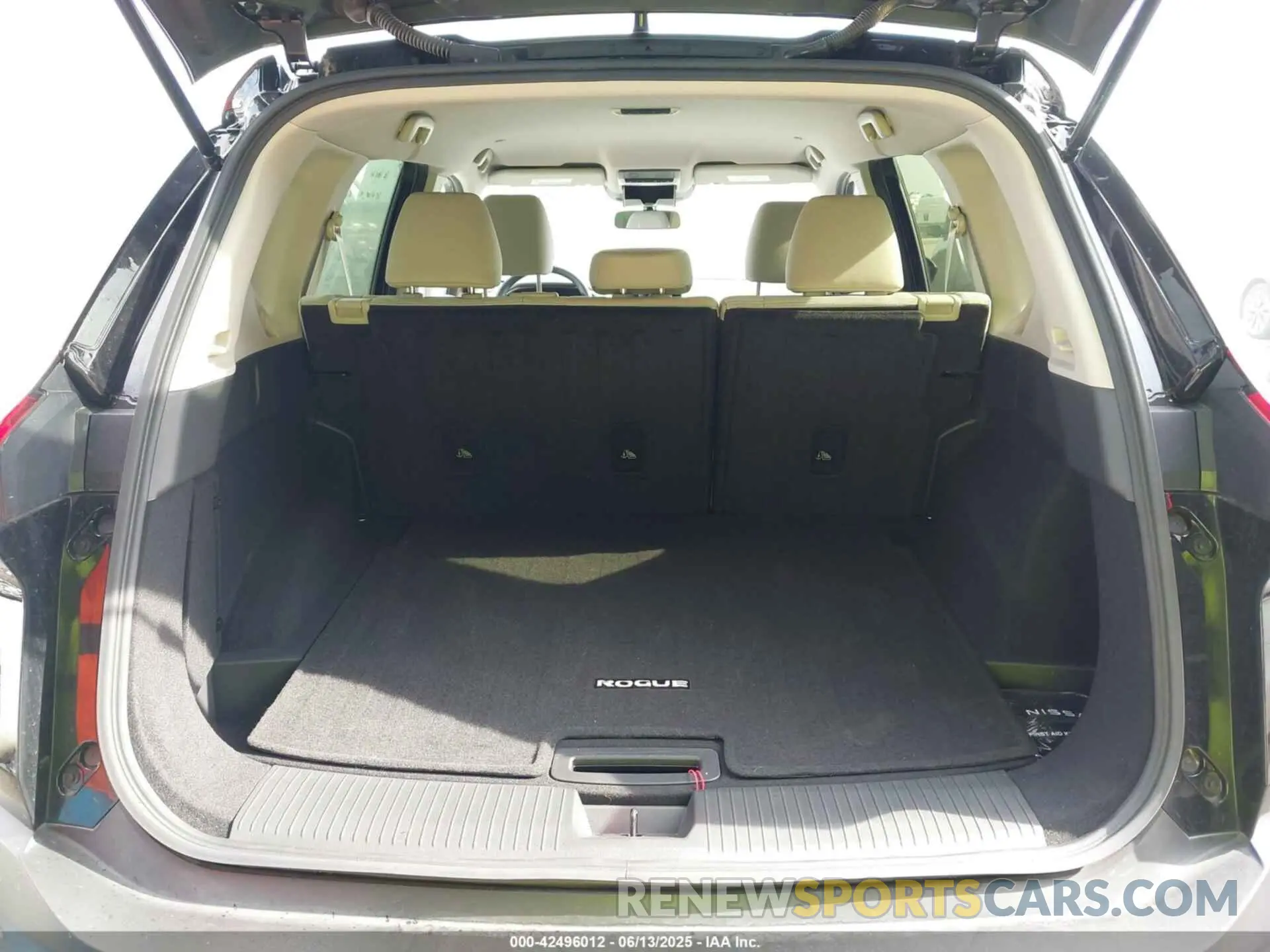 18 Photograph of a damaged car JN8BT3BB9PW351744 NISSAN ROGUE 2023