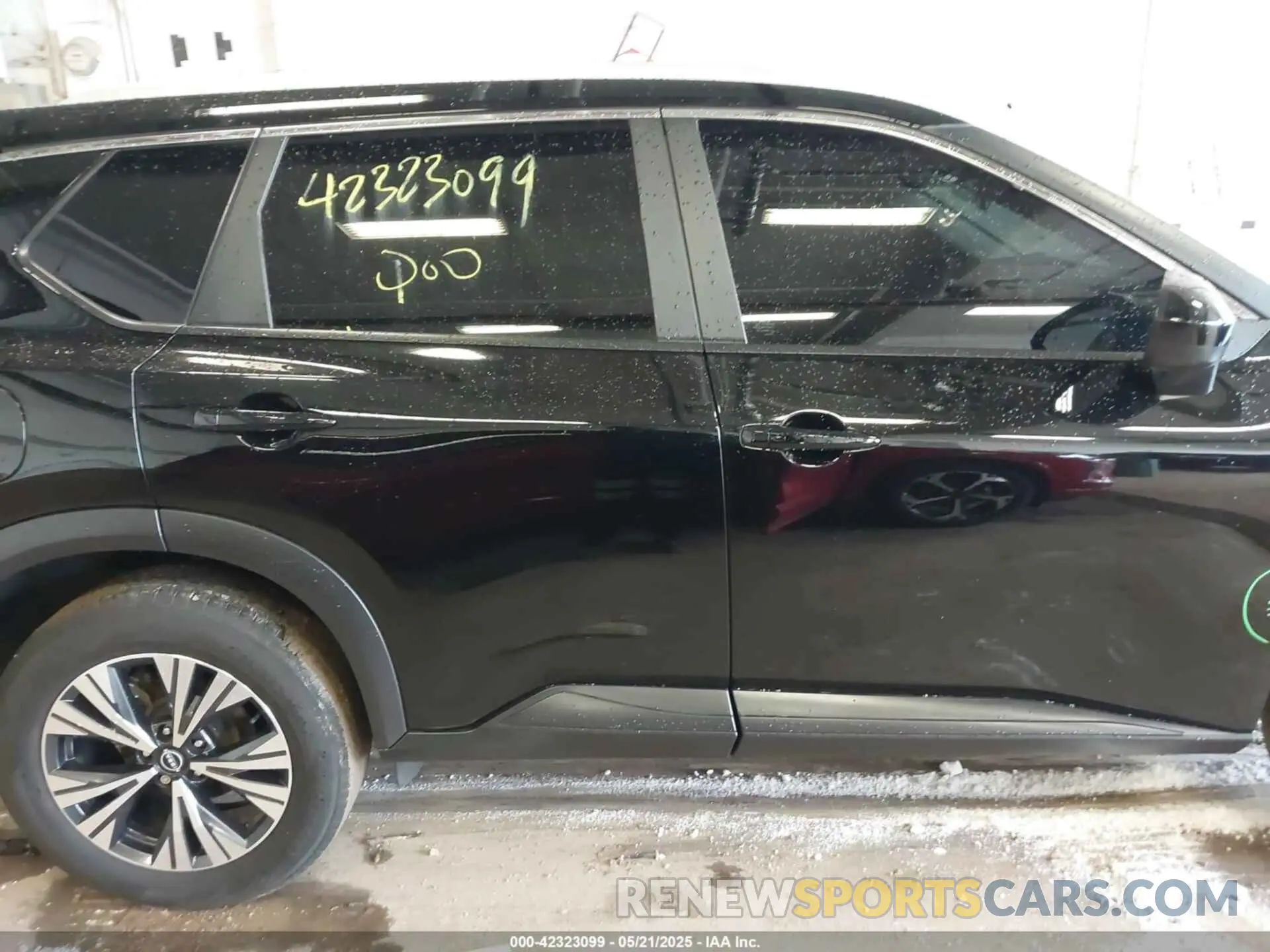 13 Photograph of a damaged car JN8BT3BB9PW477991 NISSAN ROGUE 2023