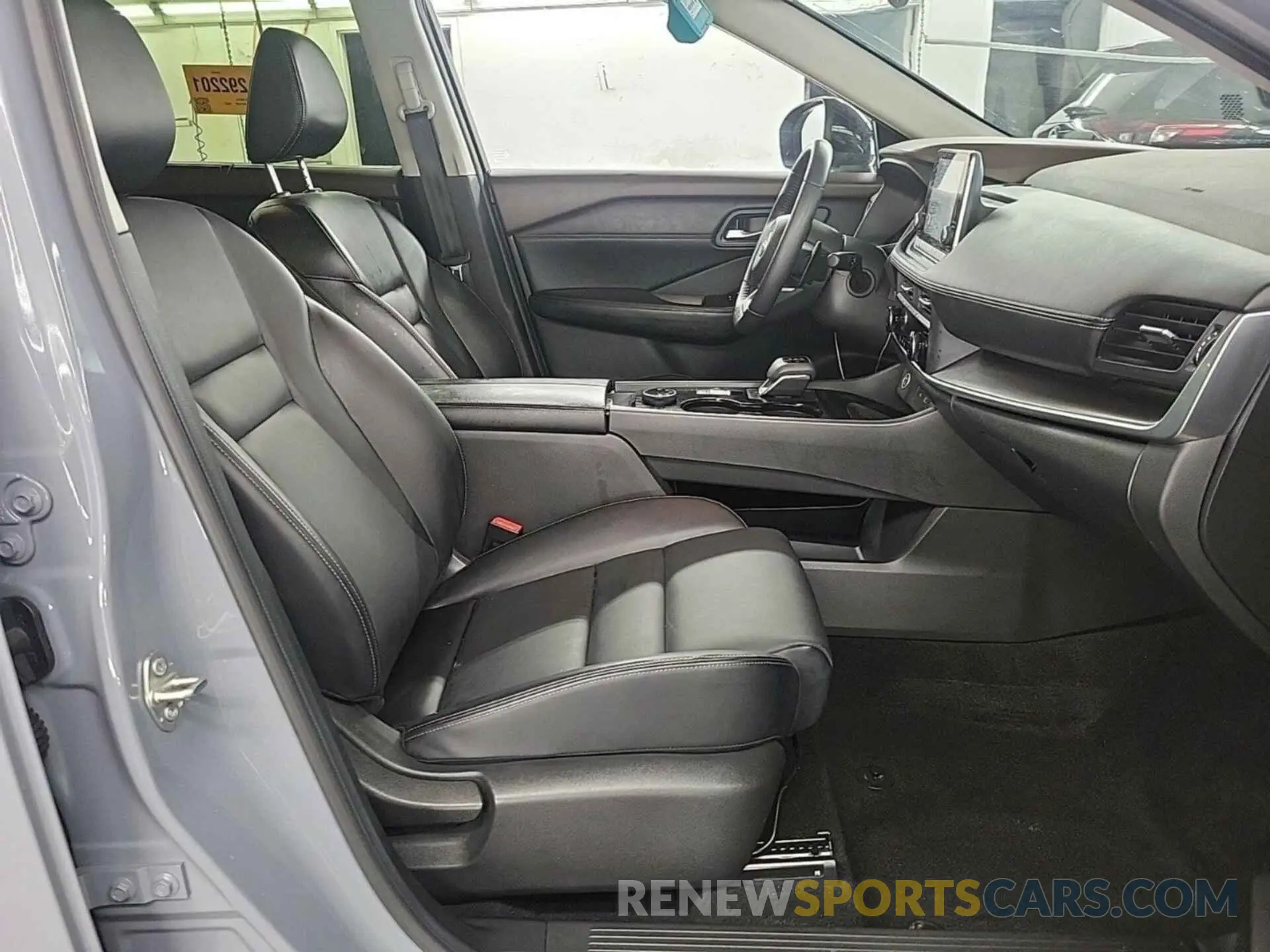 47 Фотография поврежденного автомобиля JN8BT3BBXPW221634 NISSAN ROGUE 2023