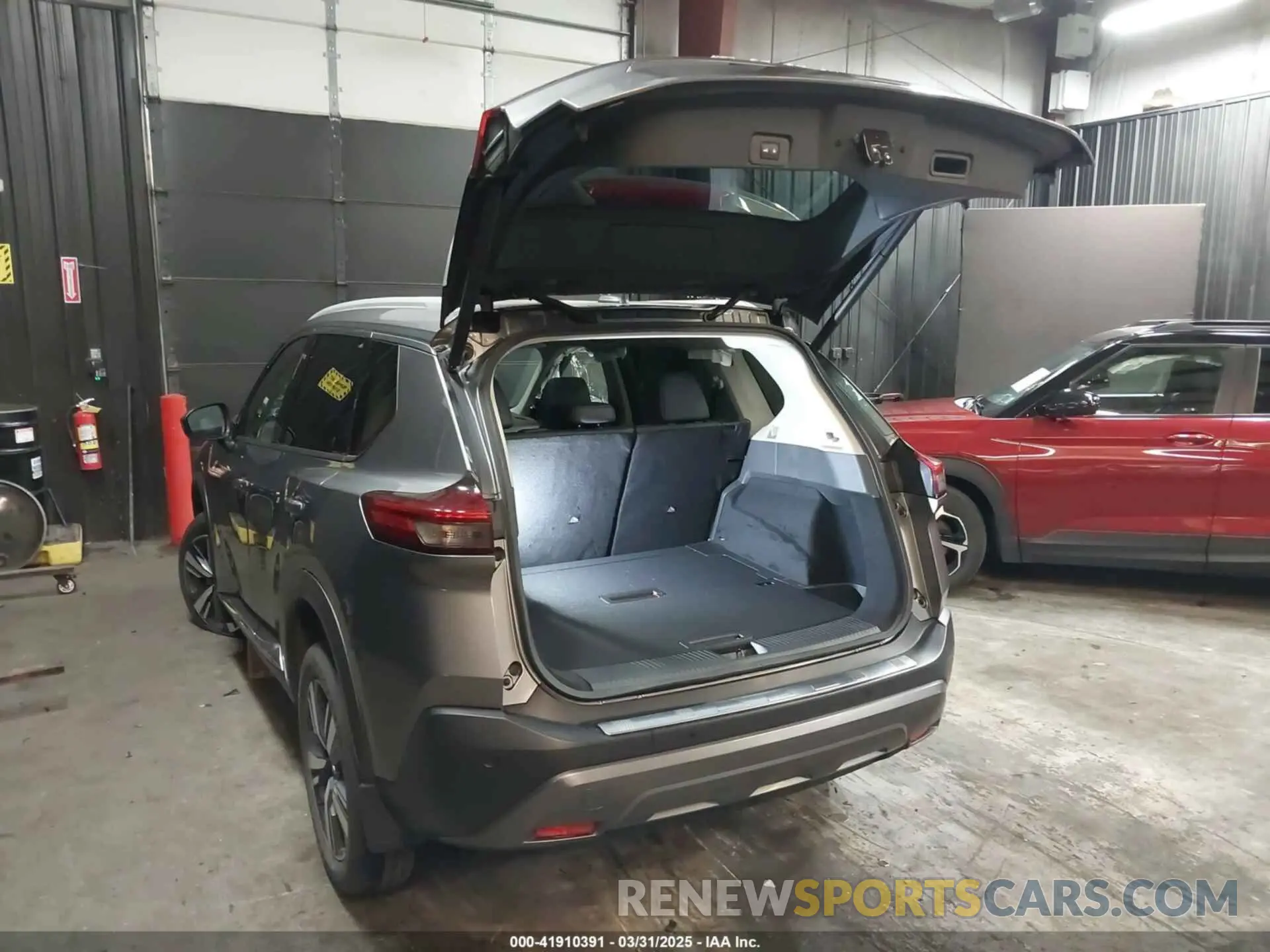 3 Фотография поврежденного автомобиля JN8BT3CB3PW470565 NISSAN ROGUE 2023
