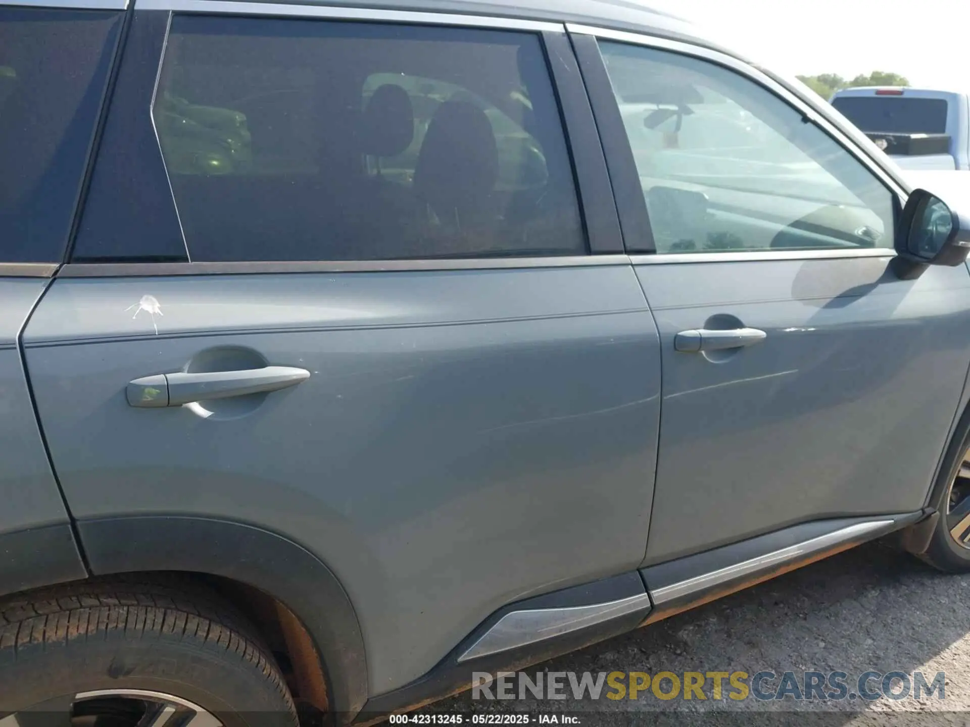 13 Photograph of a damaged car JN8BT3CB4PW195689 NISSAN ROGUE 2023