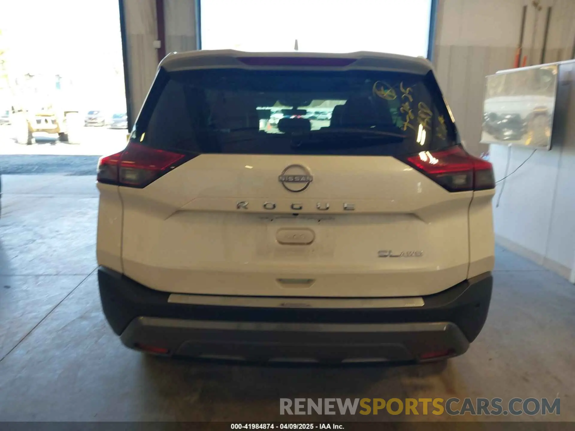 16 Фотография поврежденного автомобиля JN8BT3CB5PW193885 NISSAN ROGUE 2023