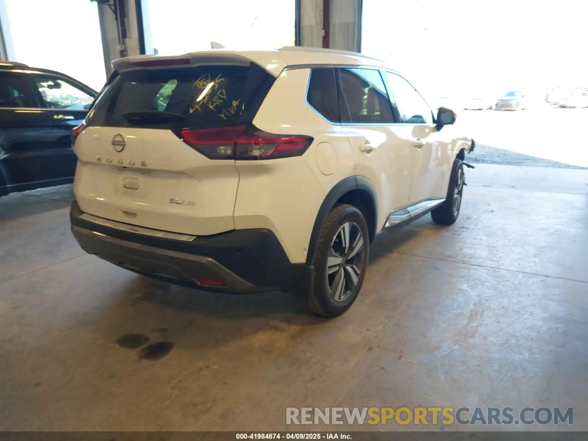 4 Фотография поврежденного автомобиля JN8BT3CB5PW193885 NISSAN ROGUE 2023