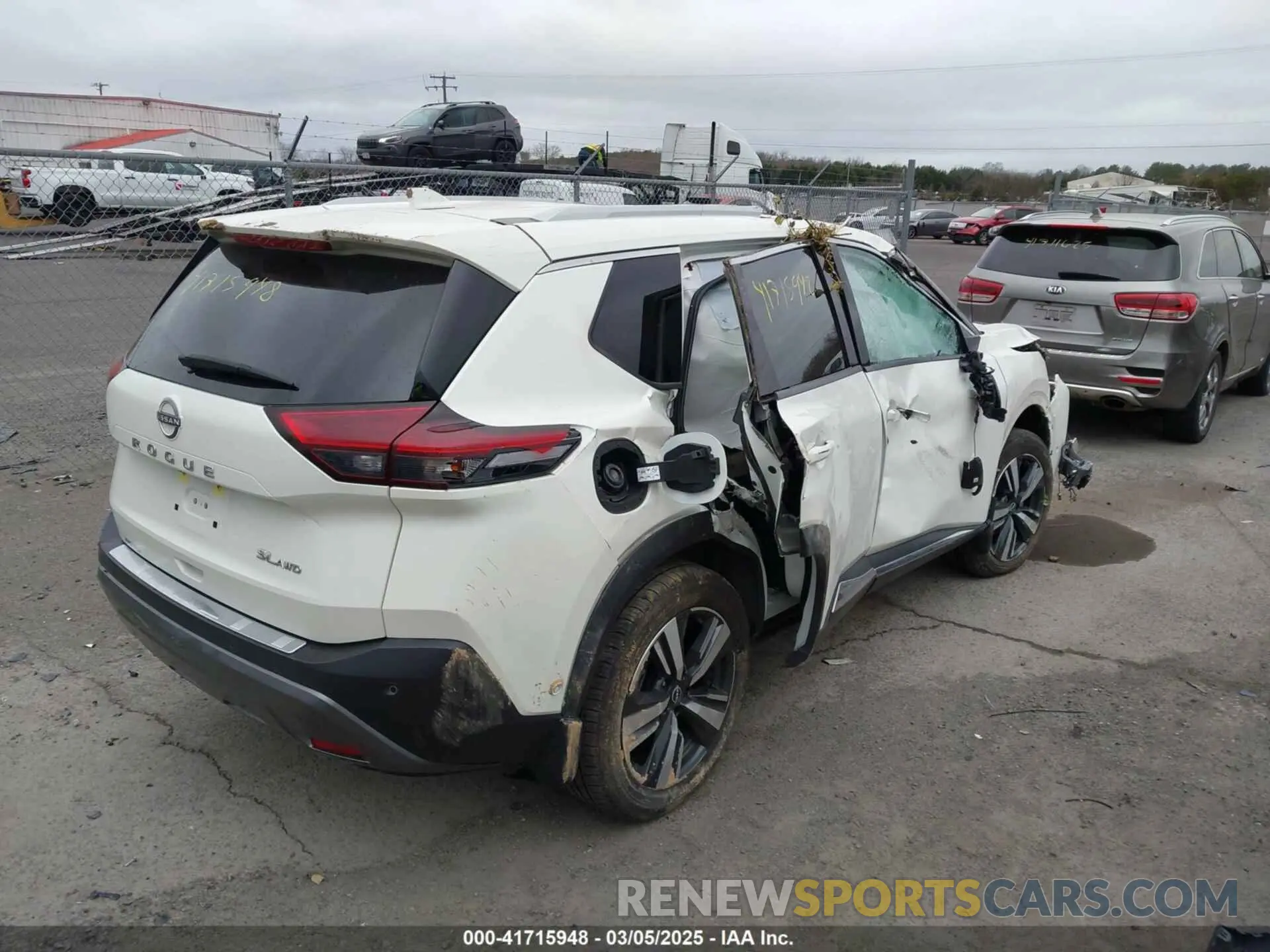 4 Photograph of a damaged car JN8BT3CB9PW470487 NISSAN ROGUE 2023