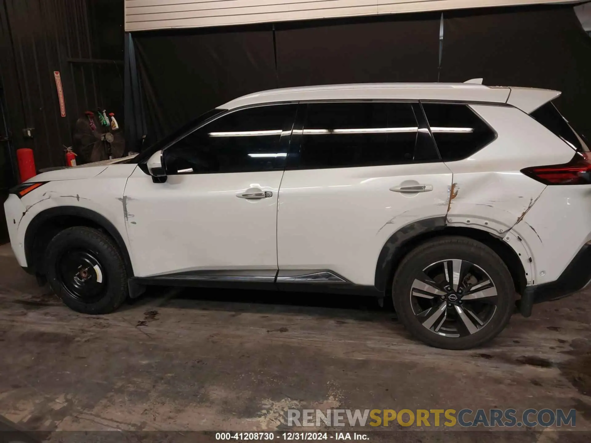 6 Photograph of a damaged car JN8BT3DD6PW306937 NISSAN ROGUE 2023