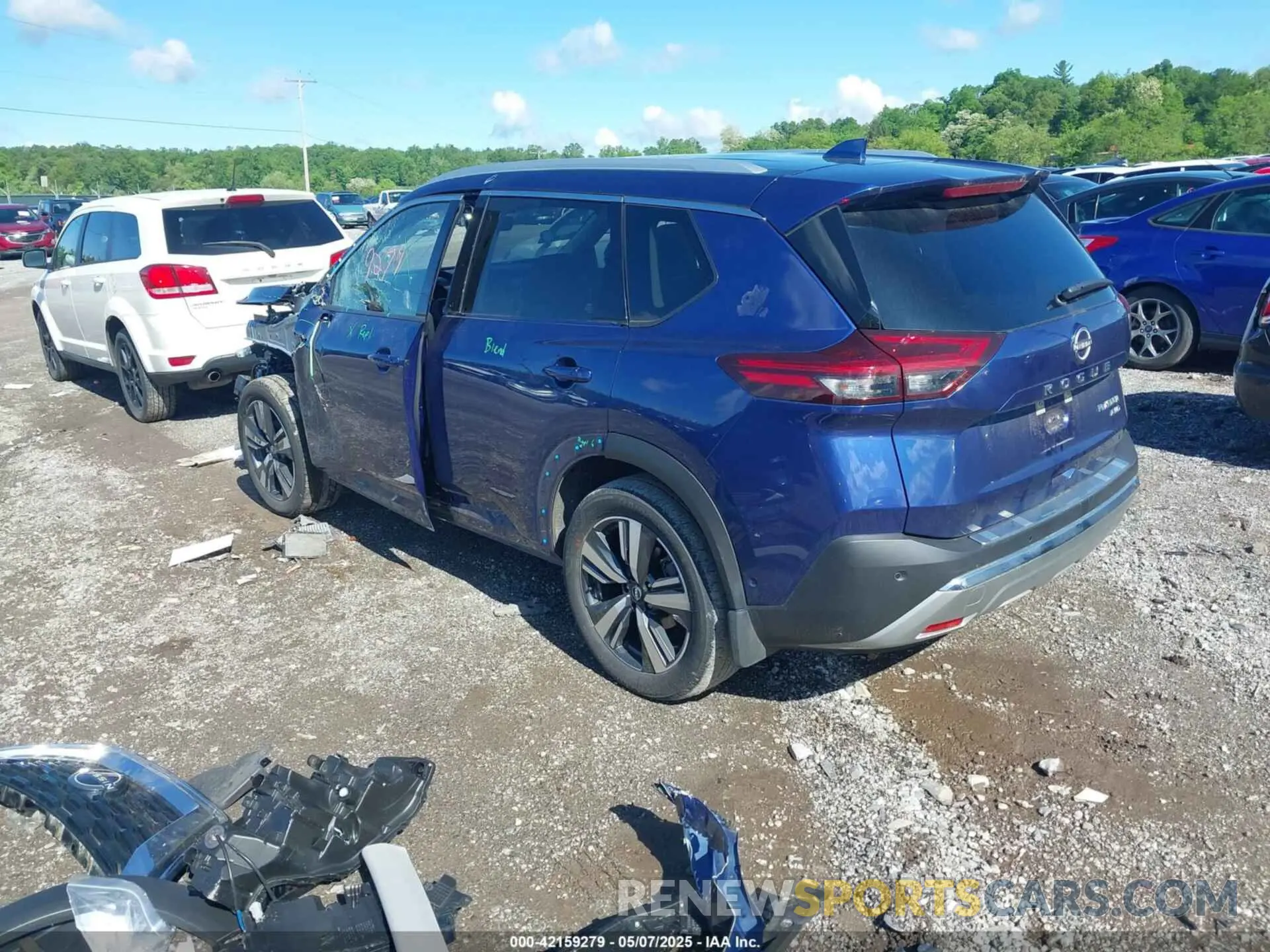 3 Photograph of a damaged car JN8BT3DD8PW302033 NISSAN ROGUE 2023