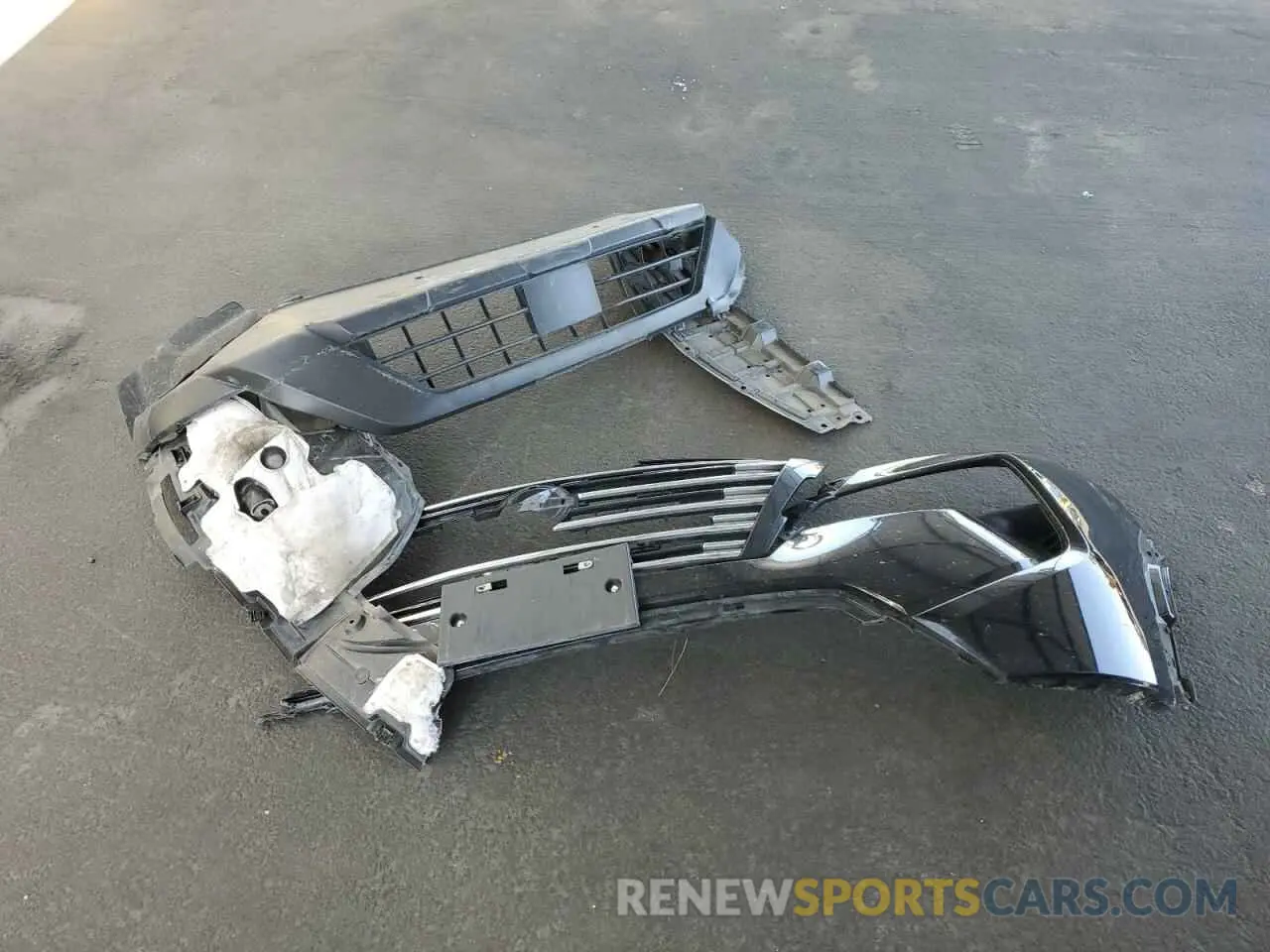 13 Photograph of a damaged car 5N1BT3AA0RC687822 NISSAN ROGUE 2024
