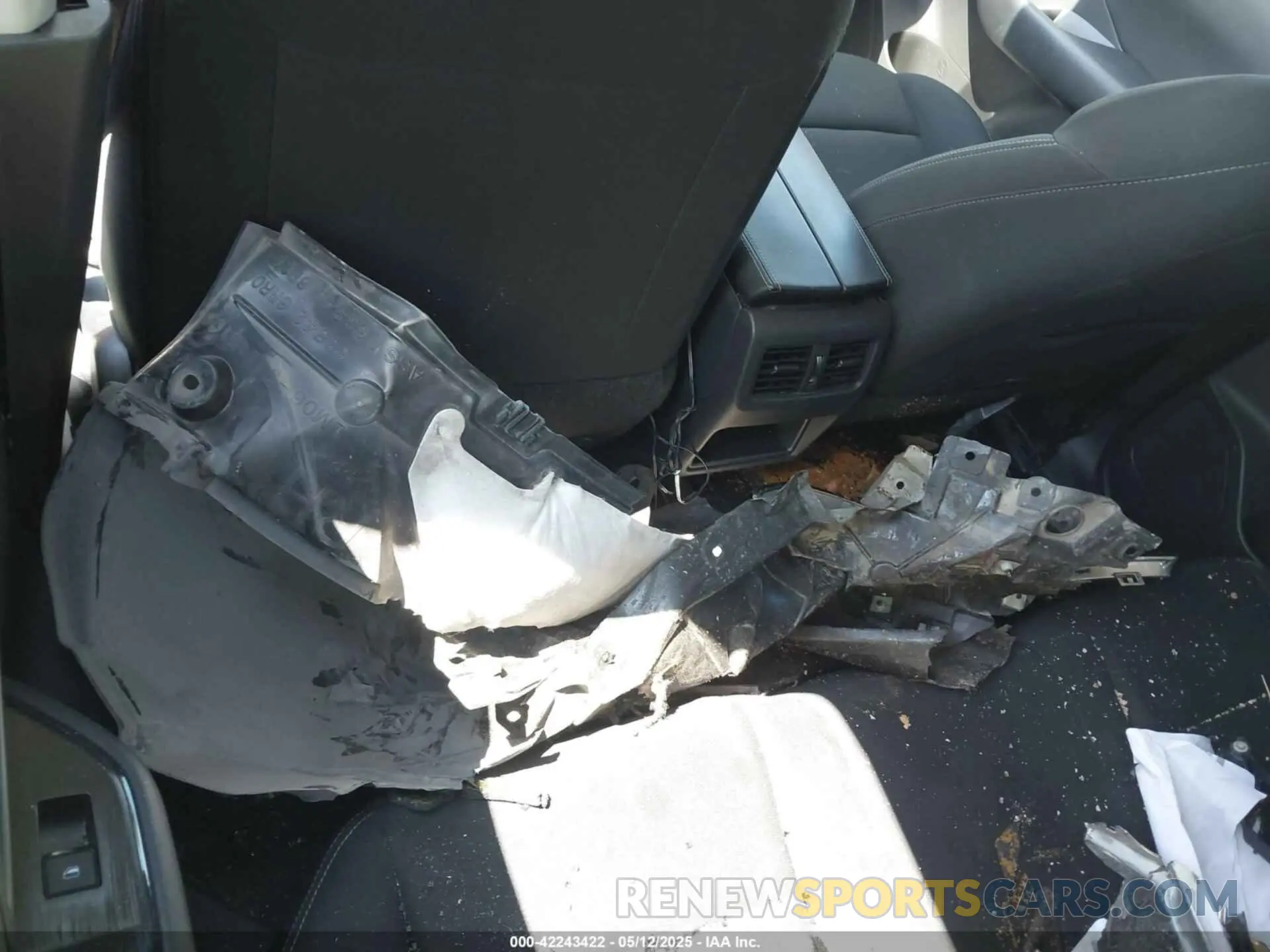 11 Фотография поврежденного автомобиля 5N1BT3AA1RC683780 NISSAN ROGUE 2024