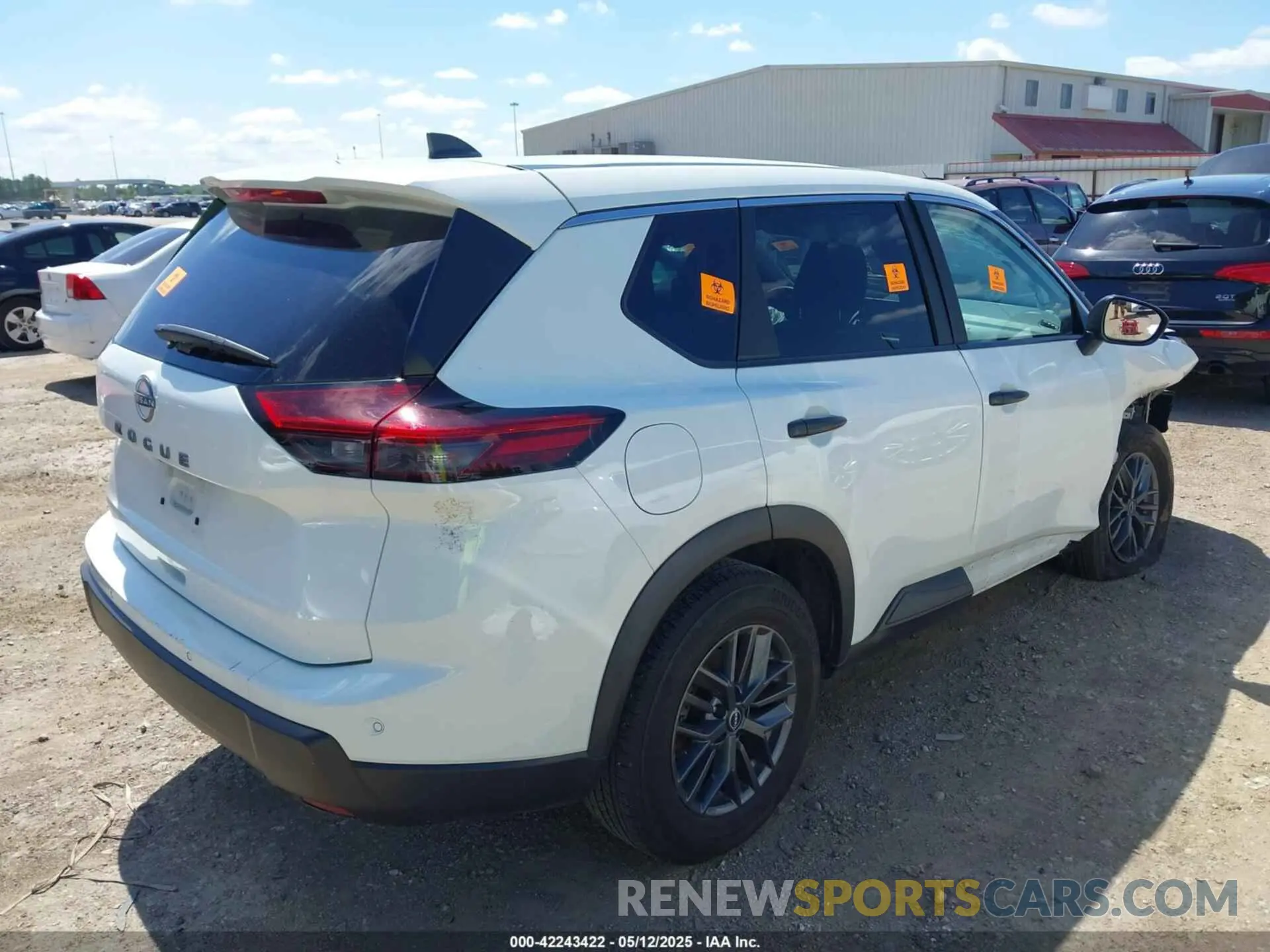 4 Фотография поврежденного автомобиля 5N1BT3AA1RC683780 NISSAN ROGUE 2024