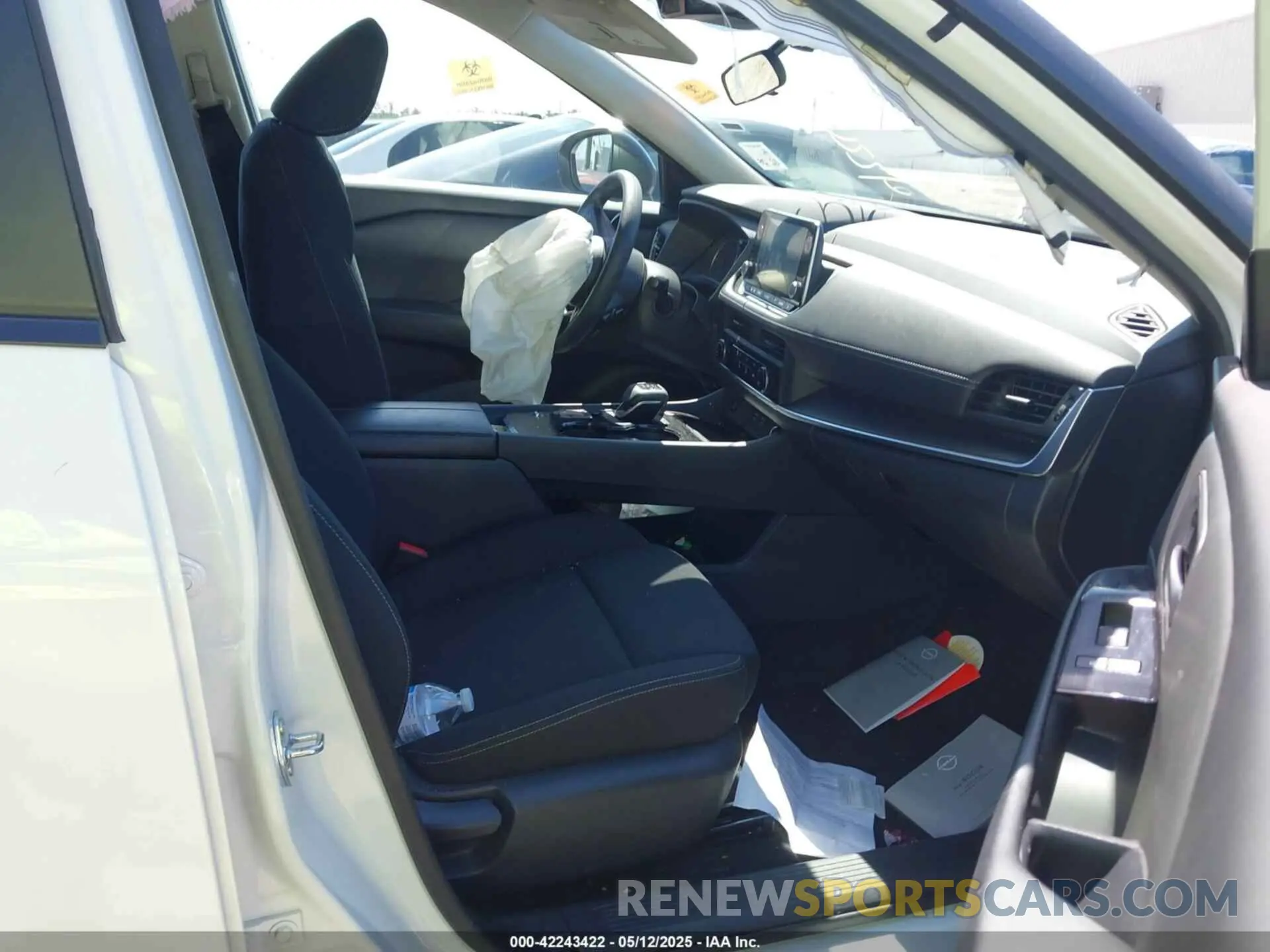 5 Фотография поврежденного автомобиля 5N1BT3AA1RC683780 NISSAN ROGUE 2024