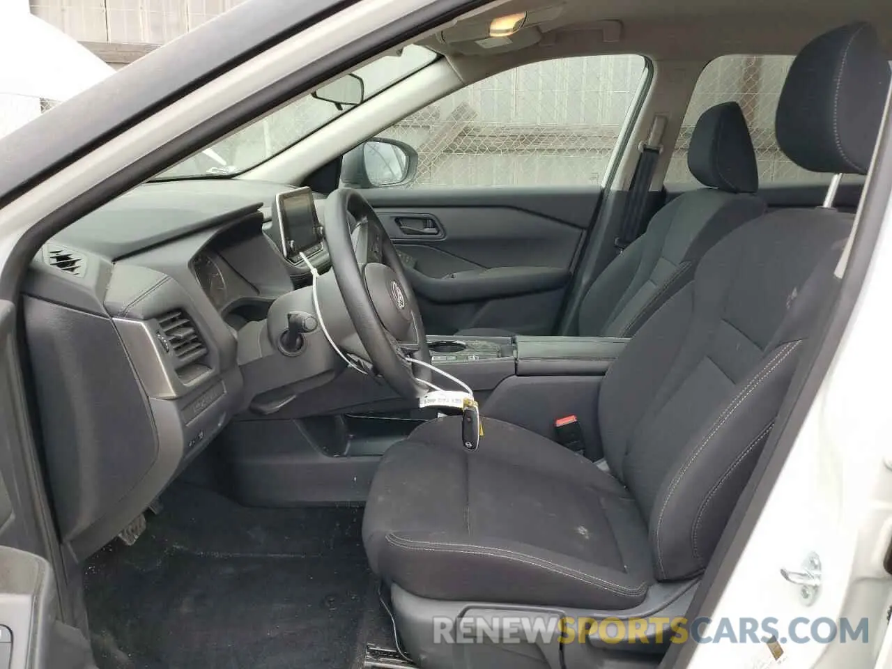 7 Photograph of a damaged car 5N1BT3AA1RC697808 NISSAN ROGUE 2024